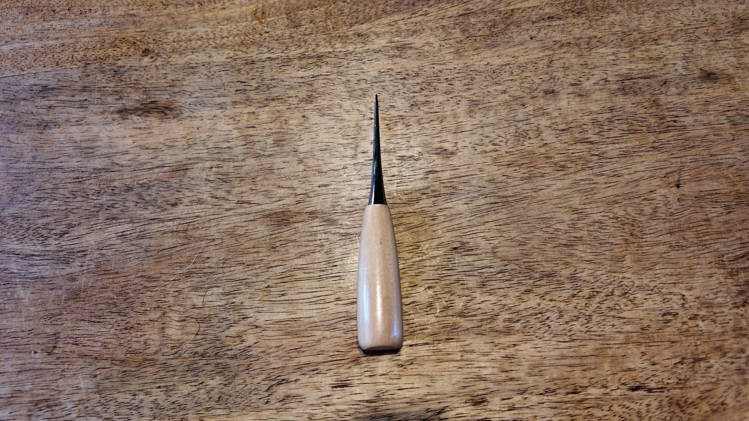 Awl – Framing & Sewing Tool for Hide Tanning - Top View.JPG