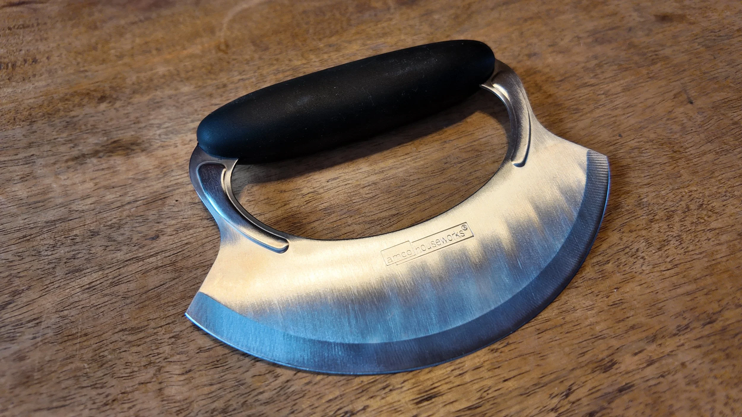 Mezzaluna Dry Scraper – Double-Bevel Hide Tanning Tool