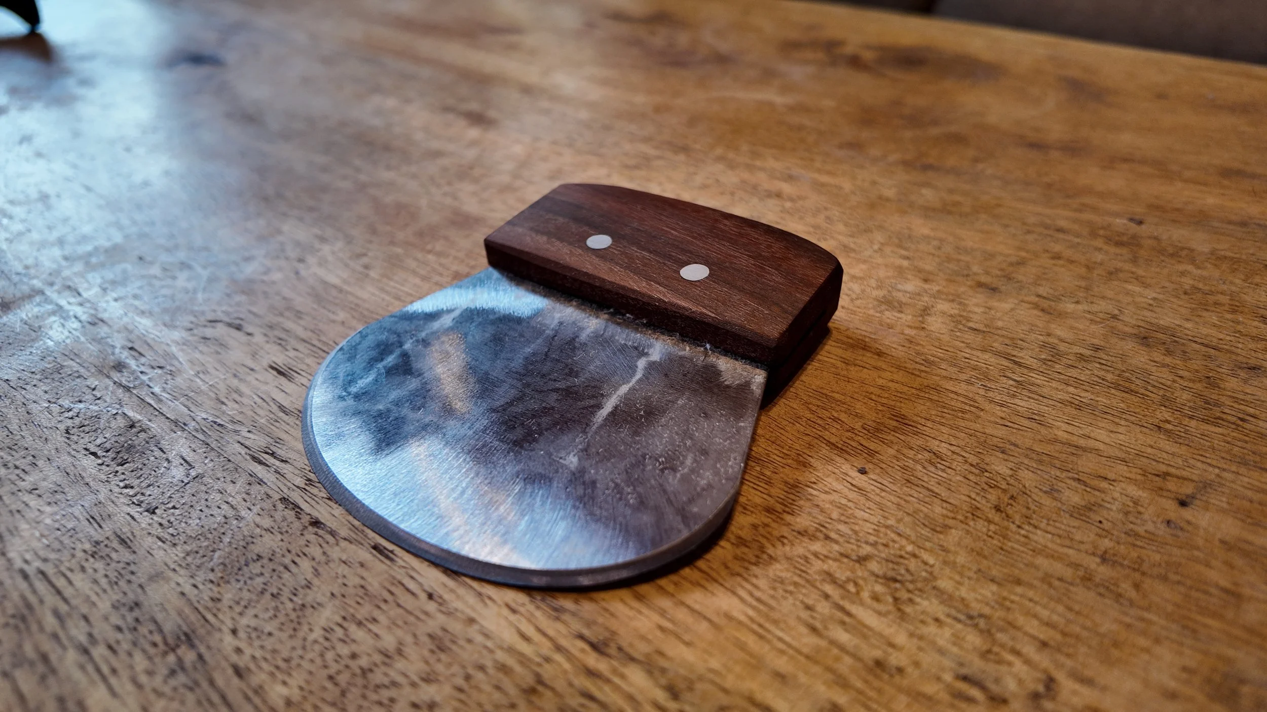 Head Knife – Single Bevel Scraper for Hide Tanning - Bevel Close Up.JPG