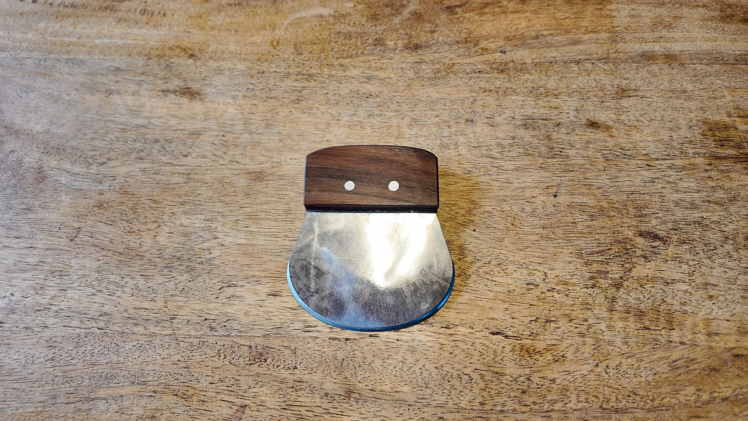 Head Knife – Single Bevel Scraper for Hide Tanning