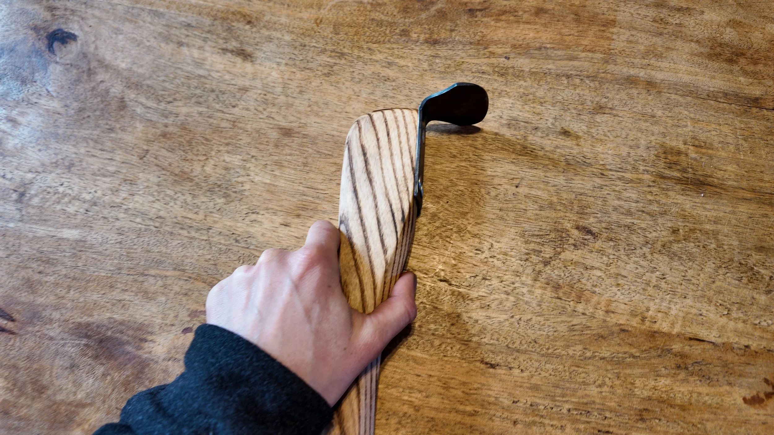 The Coastal Long-handled Dry-scraper - heavy duty scraping tool for medium to large hides handhold.JPG