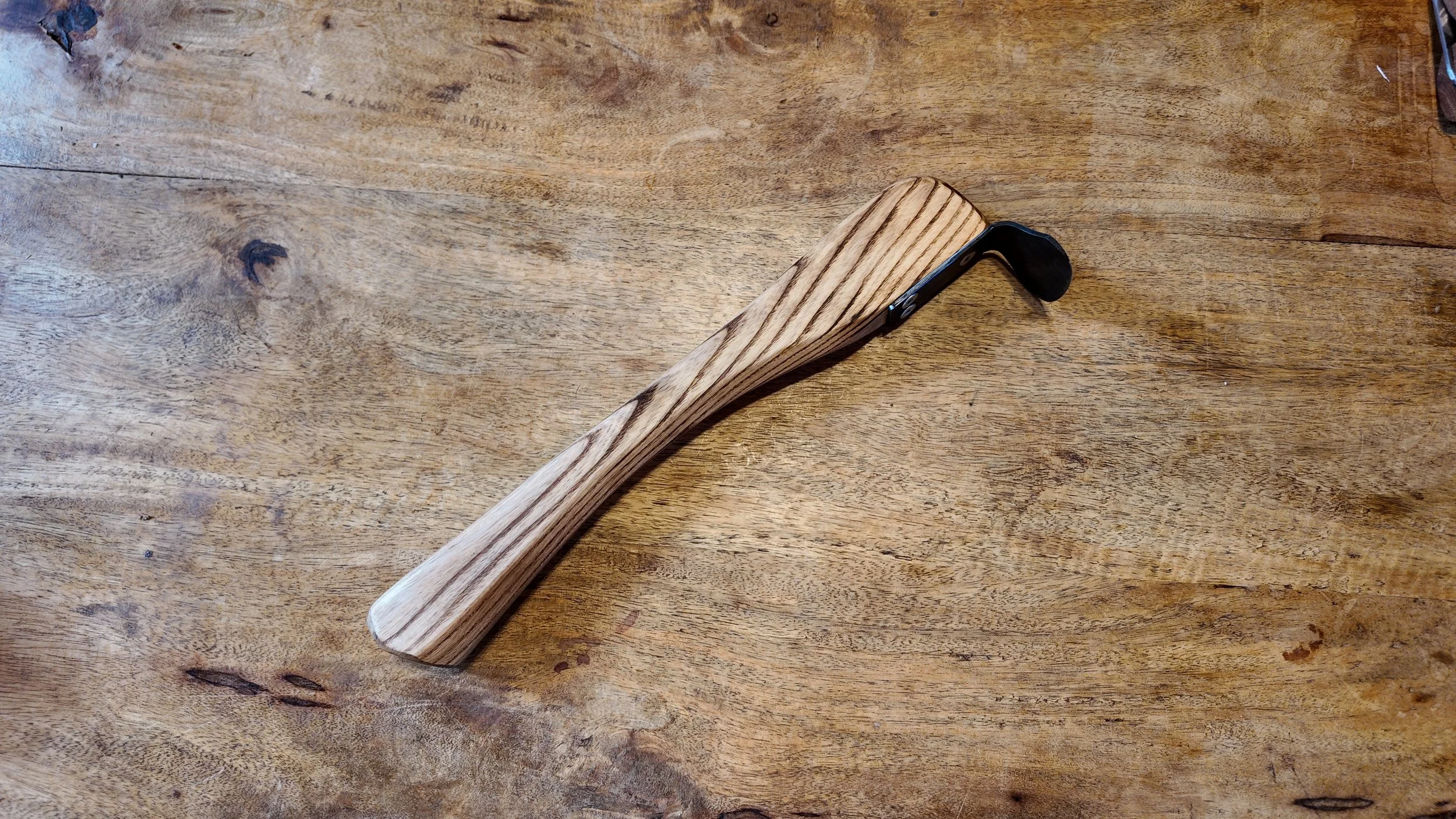 The Coastal Long-handled Dry-scraper - heavy duty scraping tool for medium to large hides