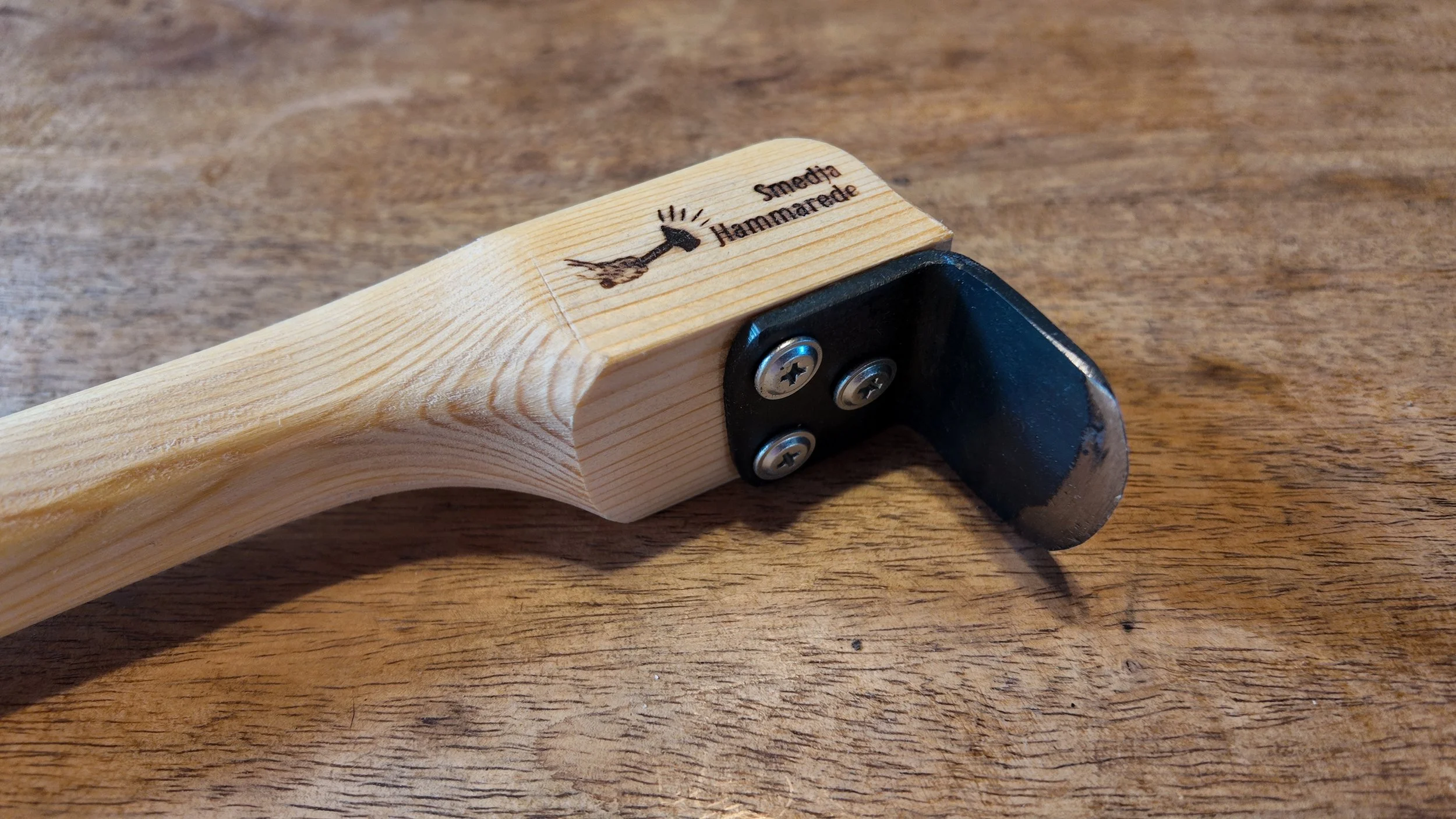 Long-handled Dry Scraper – Hide Tanning Tool - Blade View.JPG