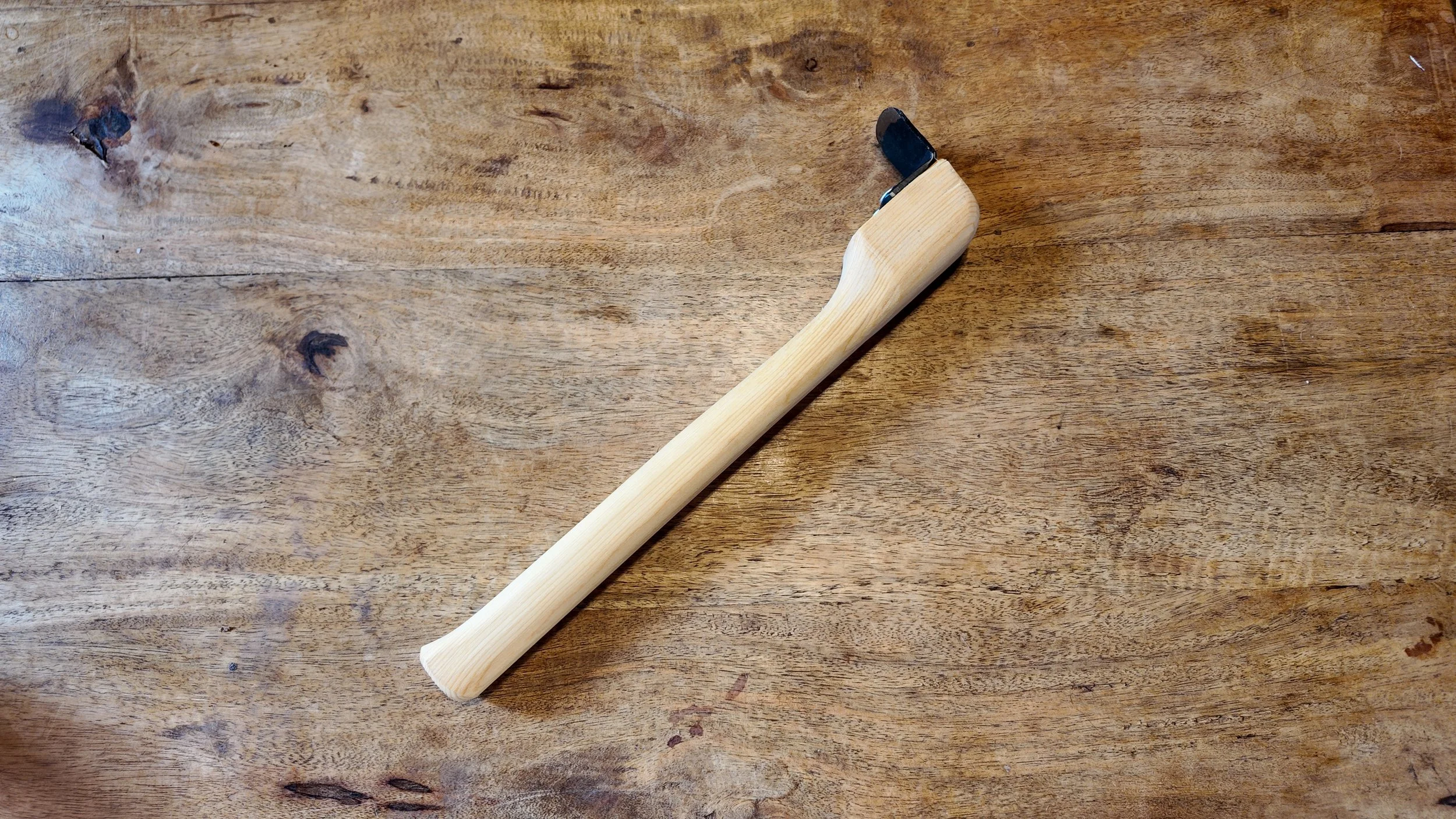 Long-handled Dry Scraper – Hide Tanning Tool - Side View.JPG