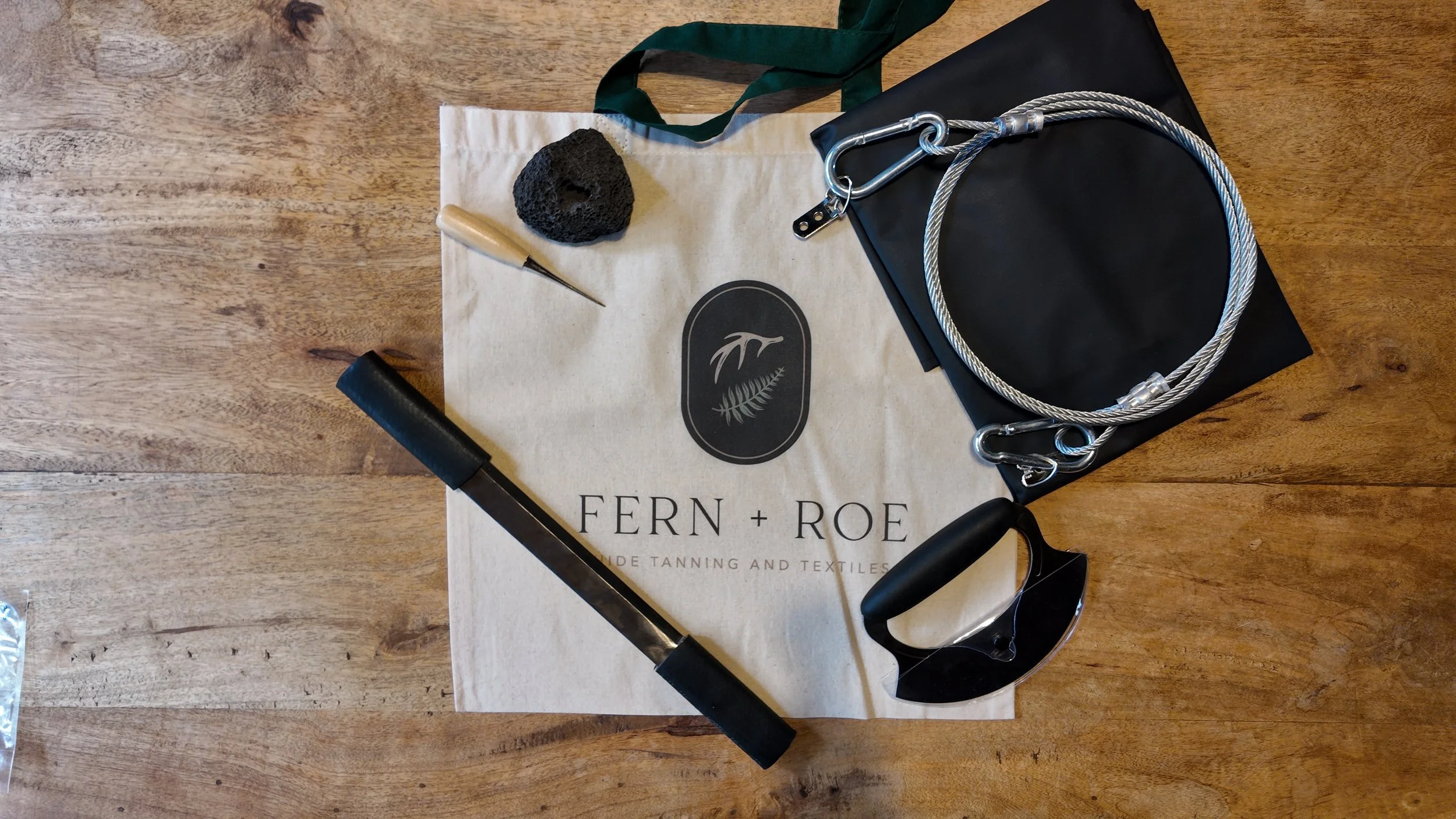 Kit with mezzaluna.JPG