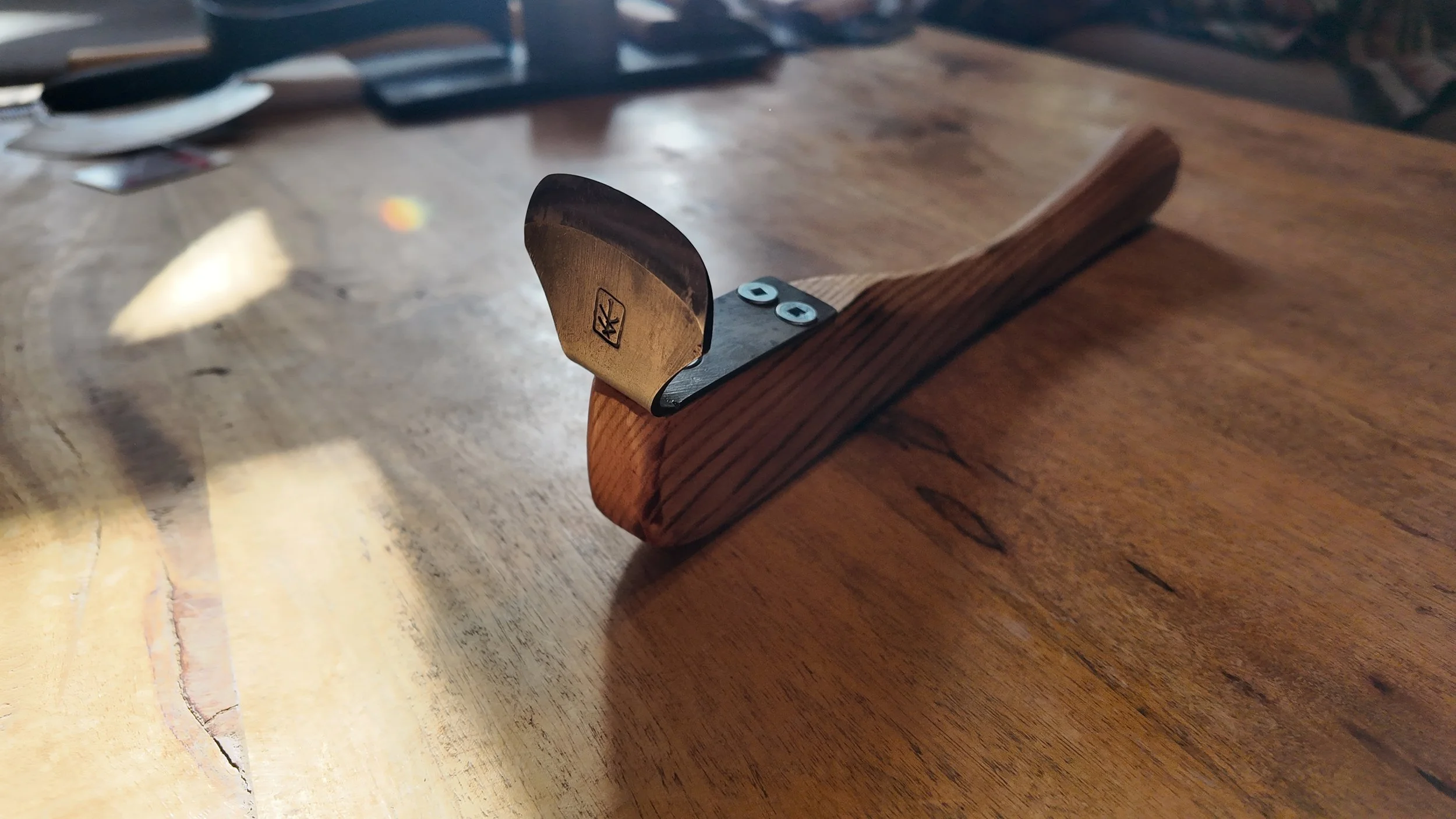 The Coastal Long-handled Dry-scraper - heavy duty scraping tool for medium to large hides front end.JPG