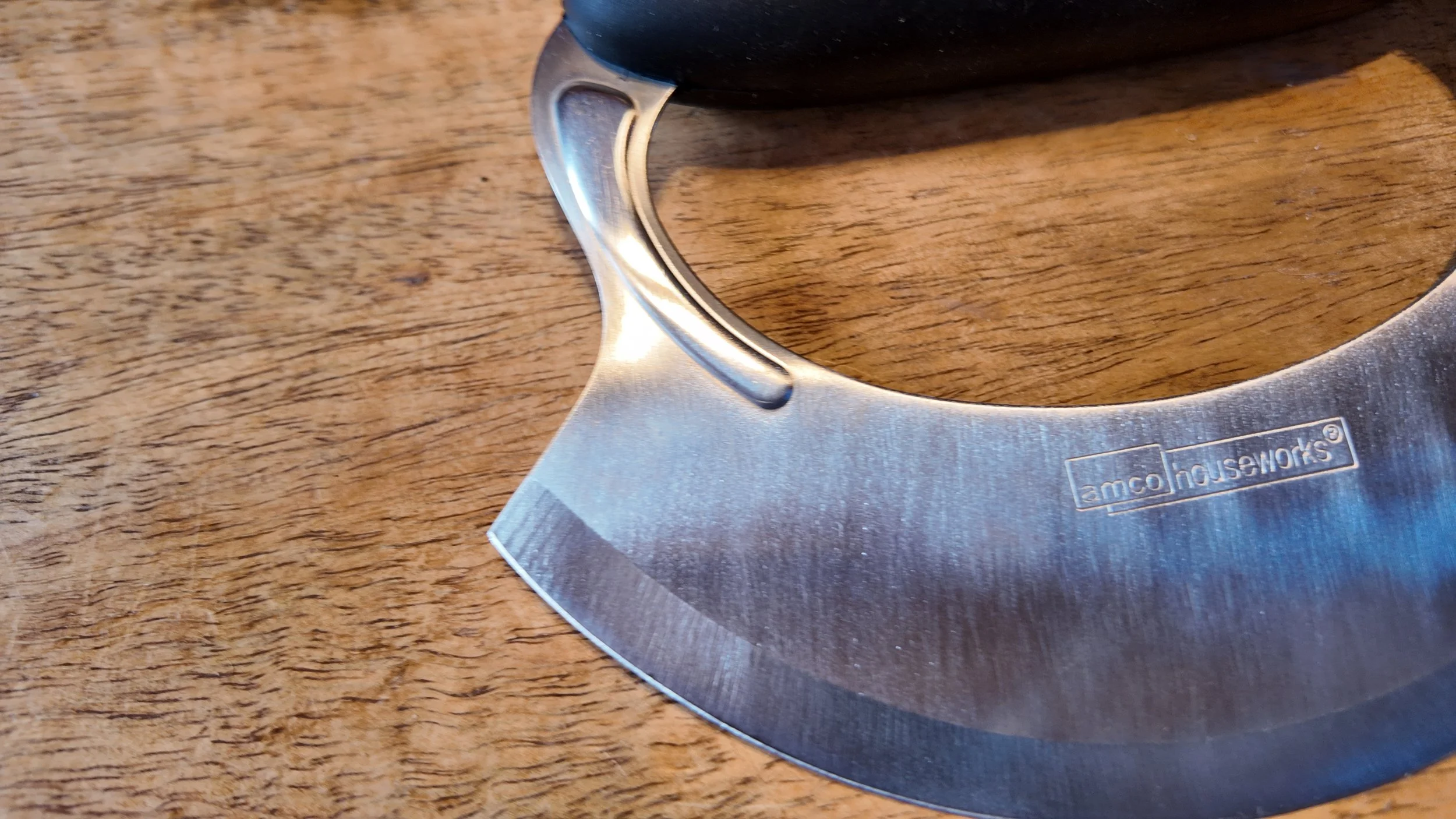 Mezzaluna Dry Scraper – Double-Bevel Hide Tanning Tool - Second Side Blade Close Up.JPG