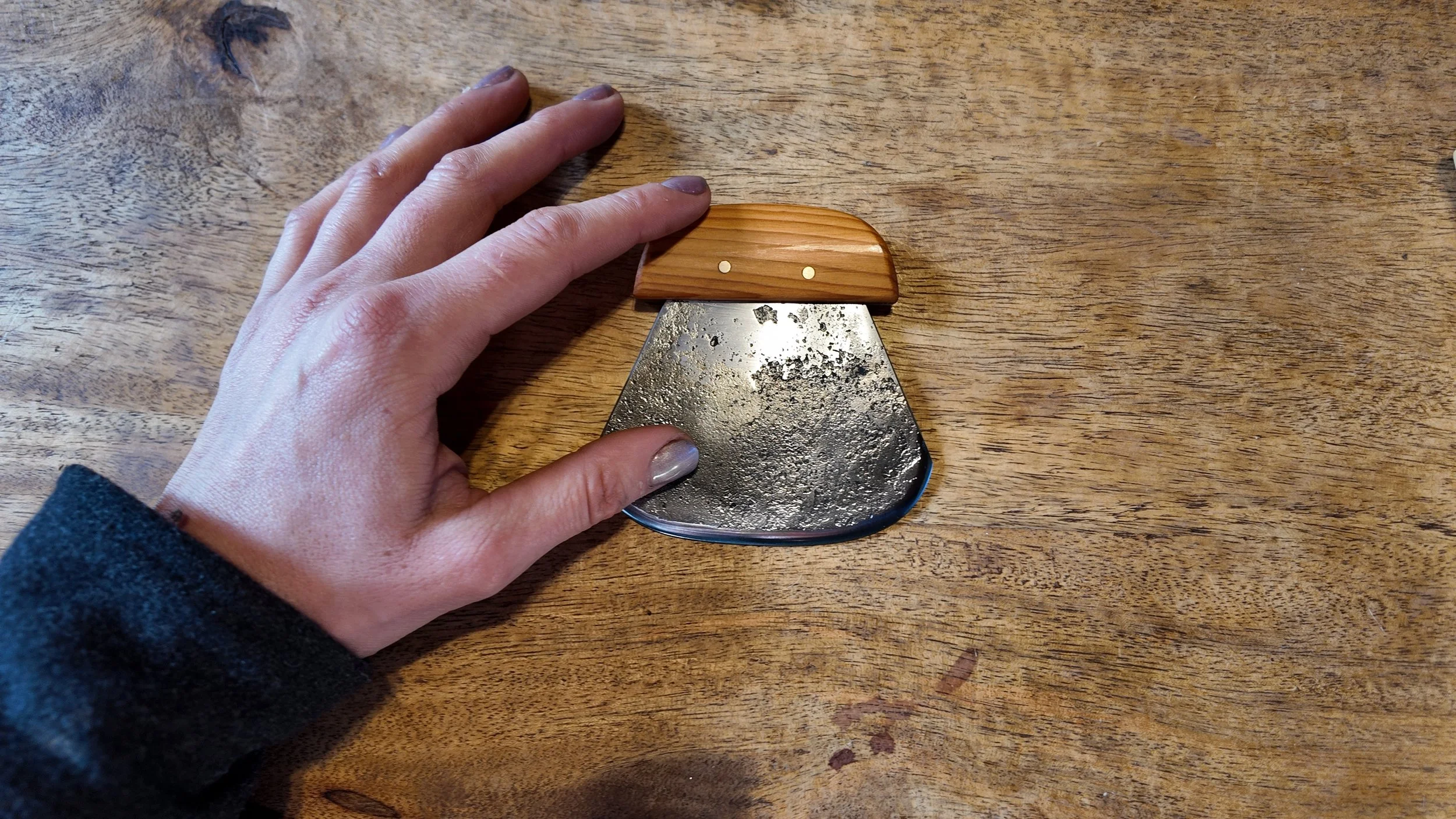 Mini Head Knife – Double Bevel Dry Scraper & Softener - Hand for Scale.JPG