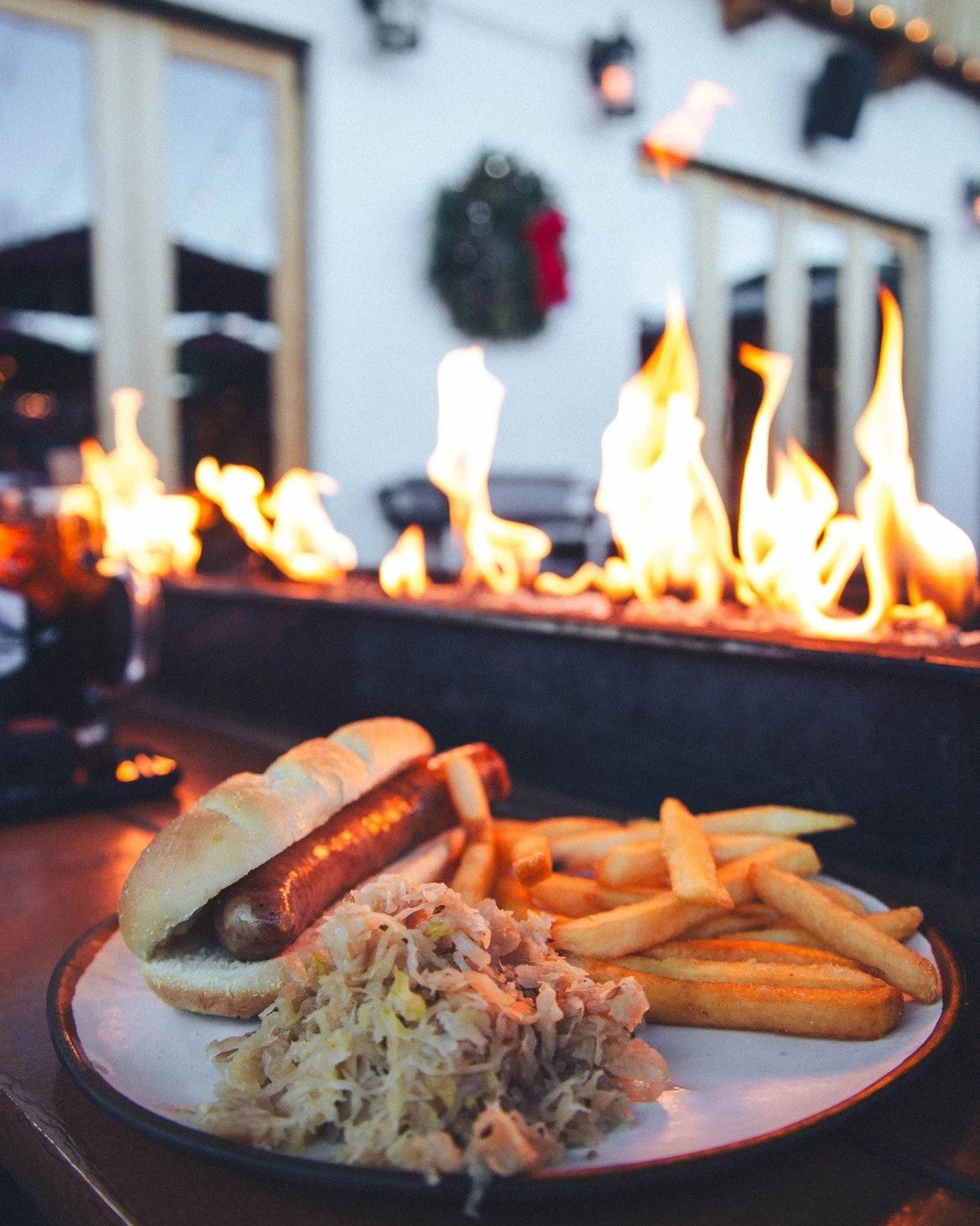 Wishing everyone a happy holiday week! ✨🎄
It&rsquo;s been a season with its share of challenges here in Leavenworth, but now we&rsquo;re ready for Christmas&mdash;our favorite time of year ❤️

We&rsquo;re open Christmas Eve until 6pm (closed Christm