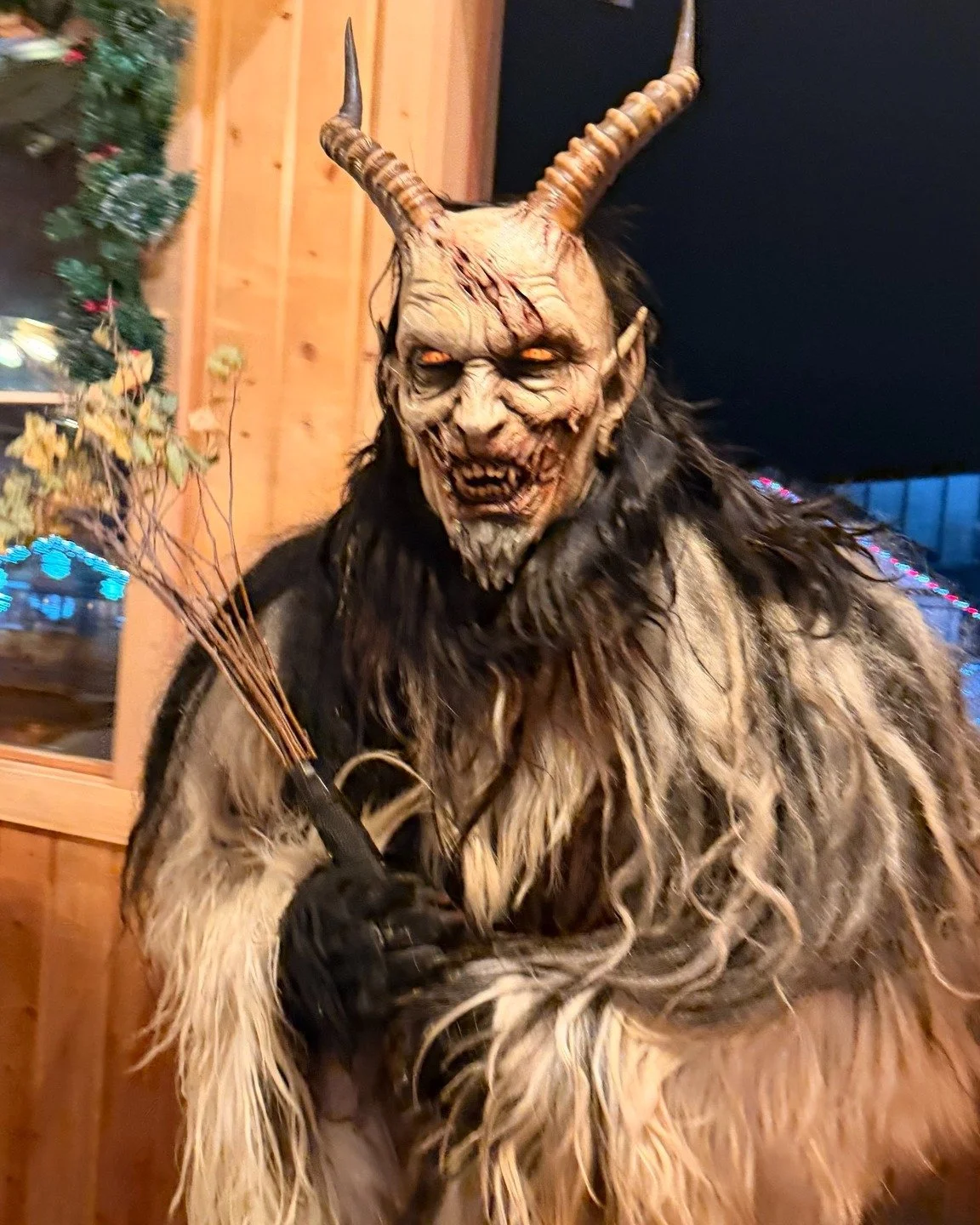 Krampus came to play last weekend&mdash;and Leavenworth didn&rsquo;t disappoint 👹🔥 Between the pub crawl and Krampuslauf, things got a little mischievous (just how we like it).

We&rsquo;re proud to back the kind of fun that makes this mountain tow
