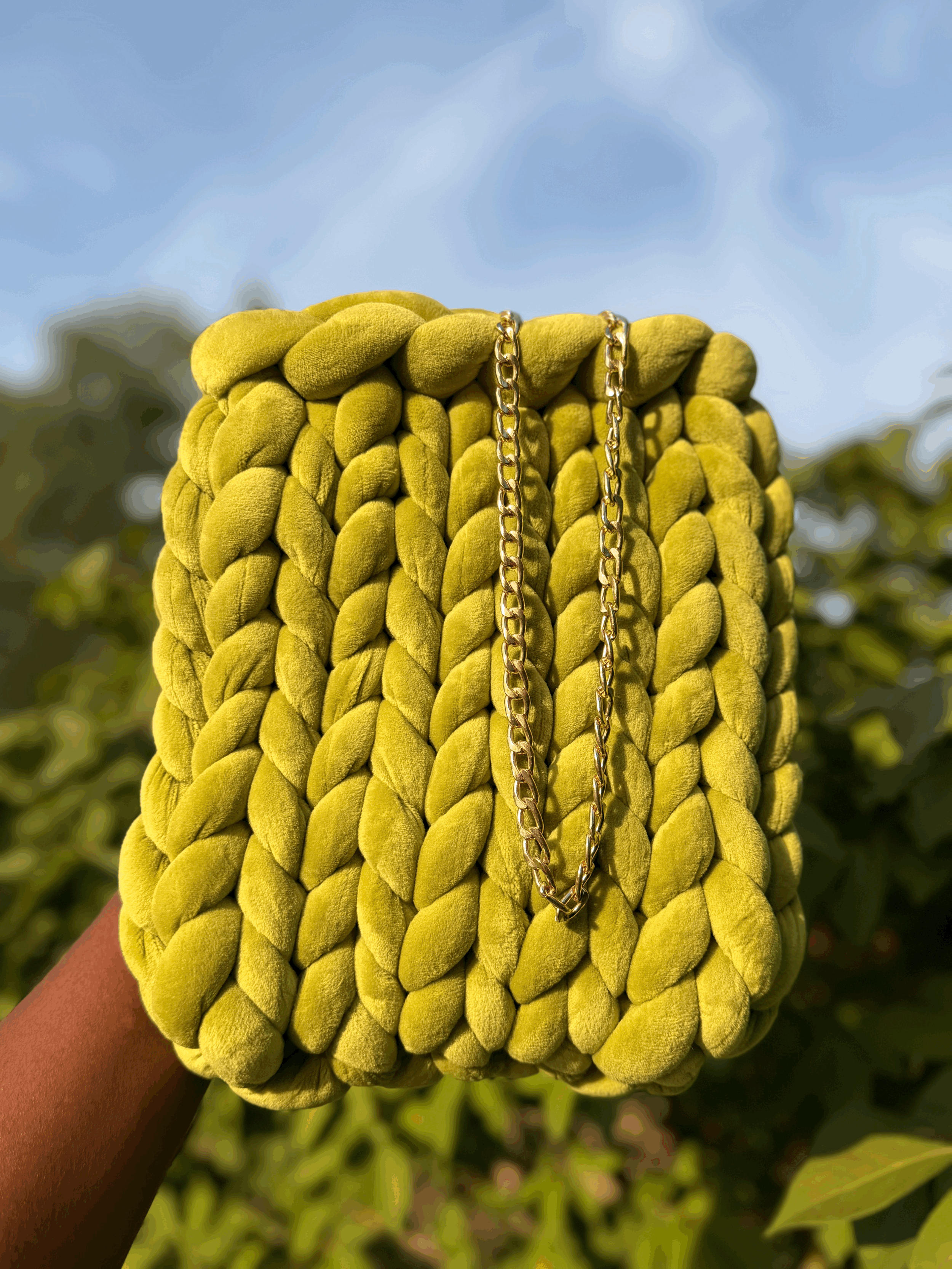 tempImageLy2x8B.gif