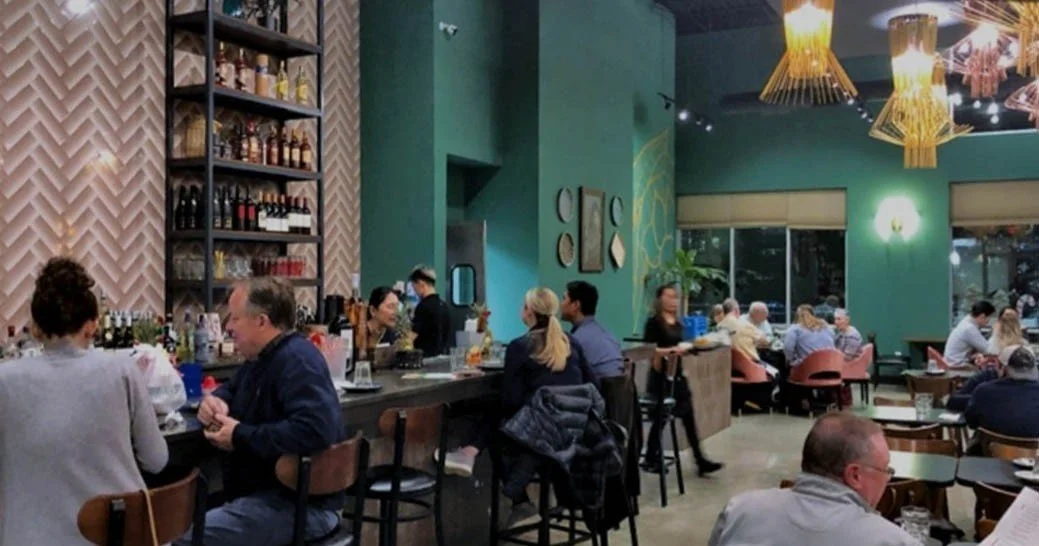 ChomChomDining-scene.jpg