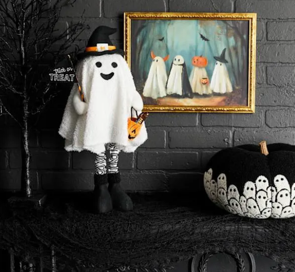AtHomeHalloween (23).png