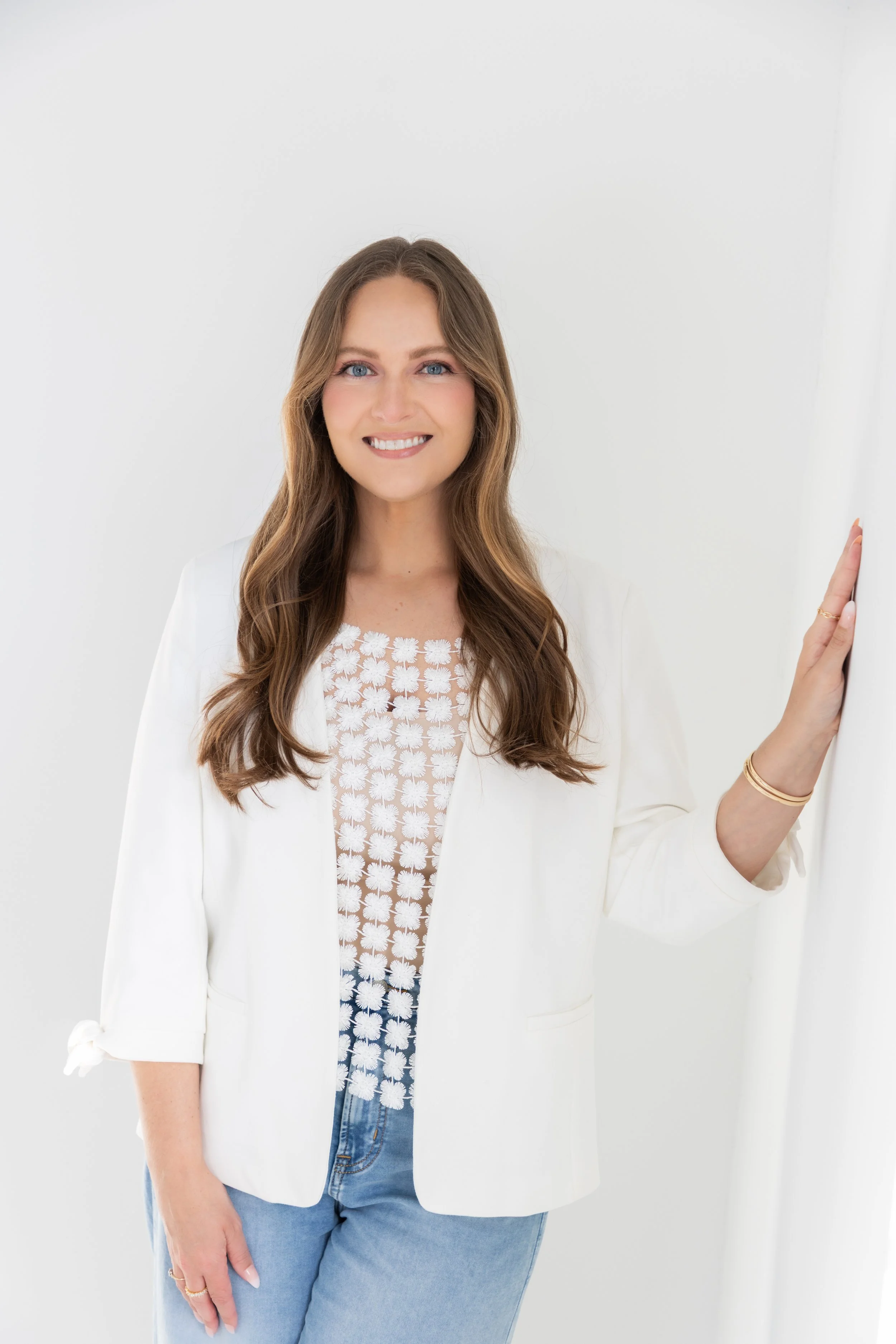 Lauren Stiles, interior designer and founder of LifeStiles Design serving Annapolis MD and the Mid-Atlantic