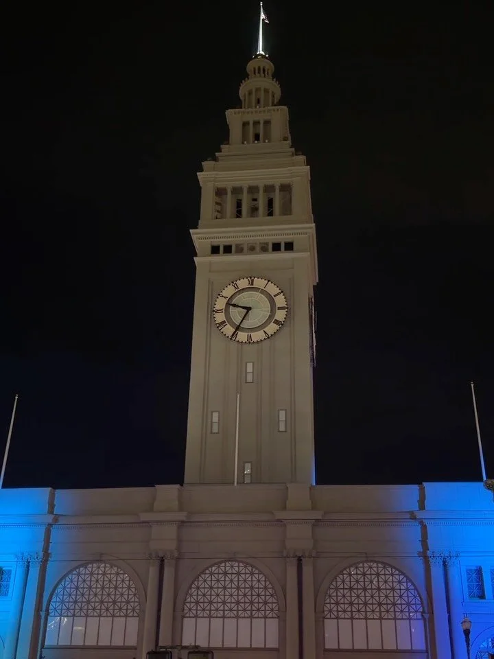 Free Super Bowl Projection show at the Ferry Building from 6-11 pm tonight and tomorrow. The show happens every half hour. It&rsquo;s well done and very cool to see #SuperBowl #SportsTravel #SF #sfferrybuilding