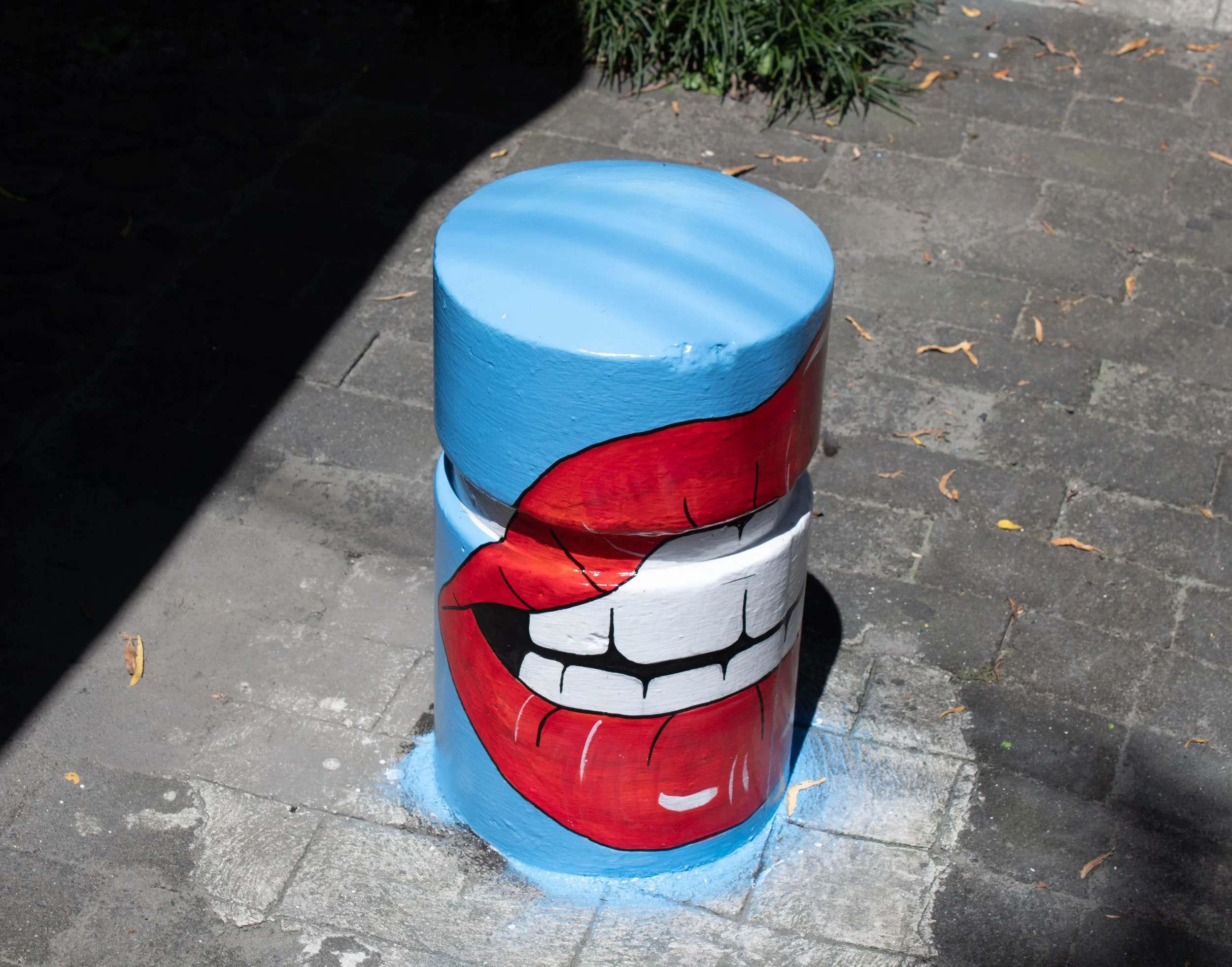 Intervención Urbana - Bolardos 3