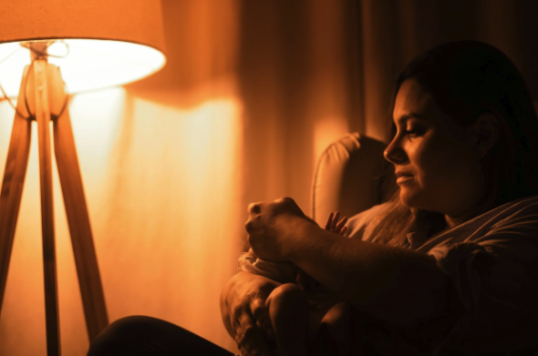 Why evenings can feel hard with a newborn