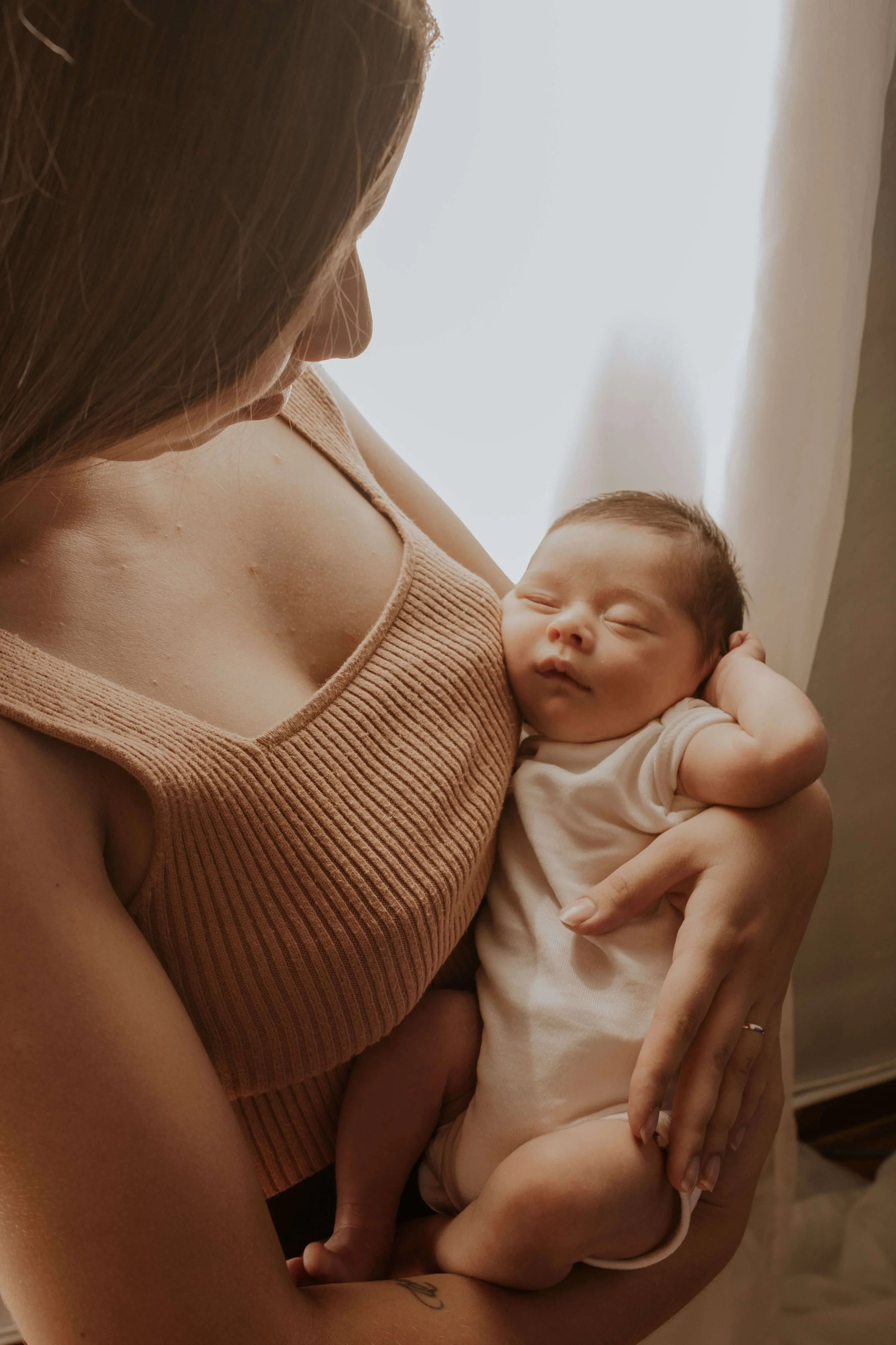 Why Does My Newborn Only Want To Sleep On Me?