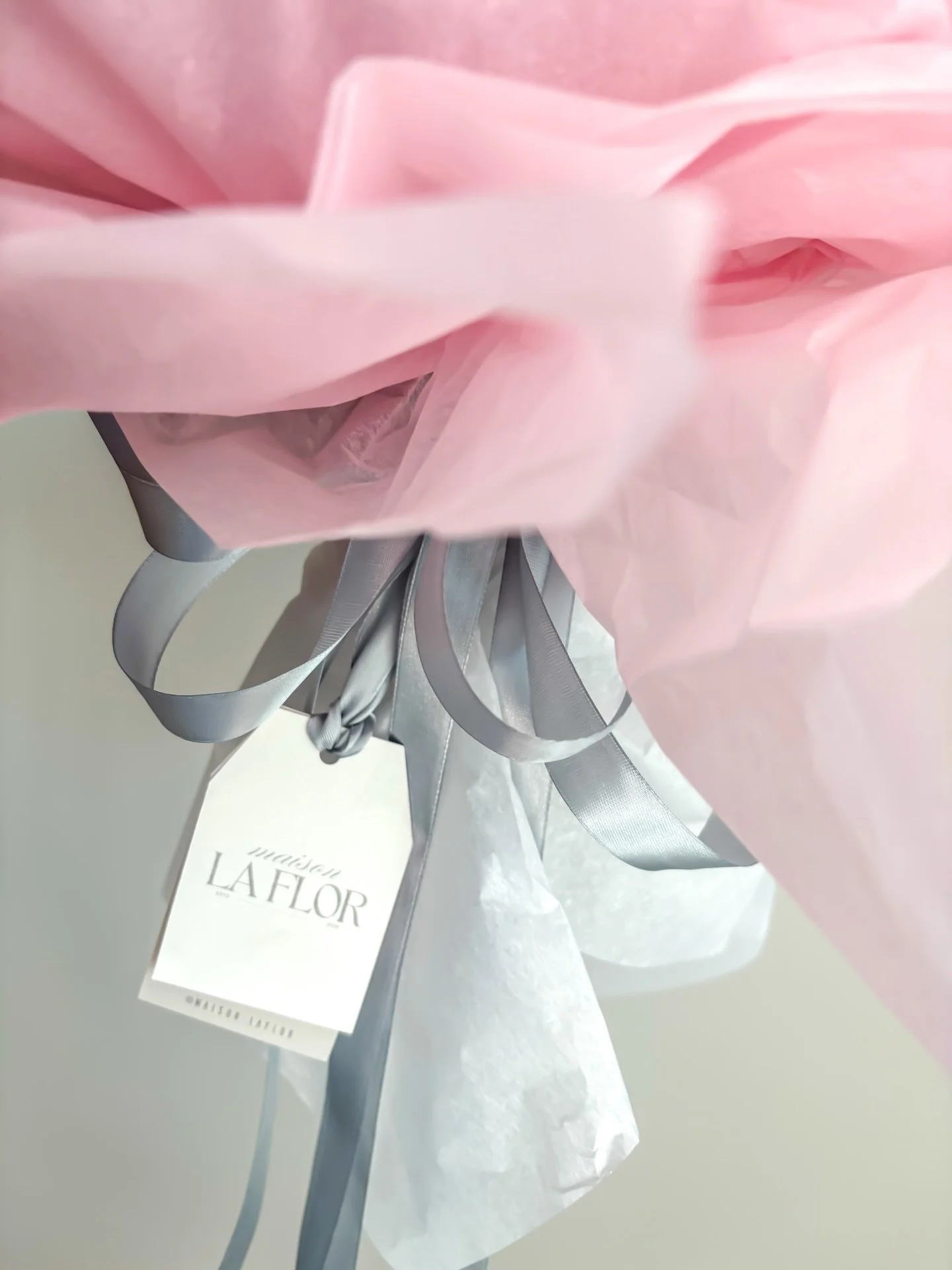 So in love with these flowers 

#MaisonLaFlor #LoveSeason