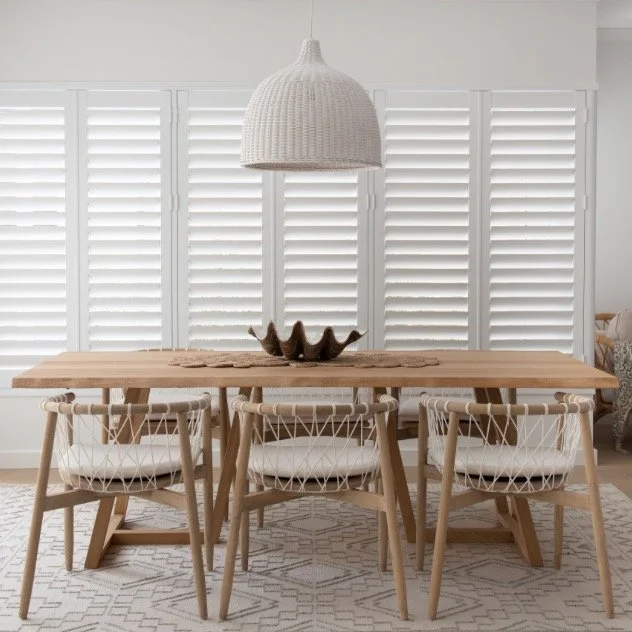 In a neutral space, simple lines and layered textures make a bold and dramatic statement. #InteriorStyling #HomeInspo #FurnitureStyling#BudgetInteriorDecor