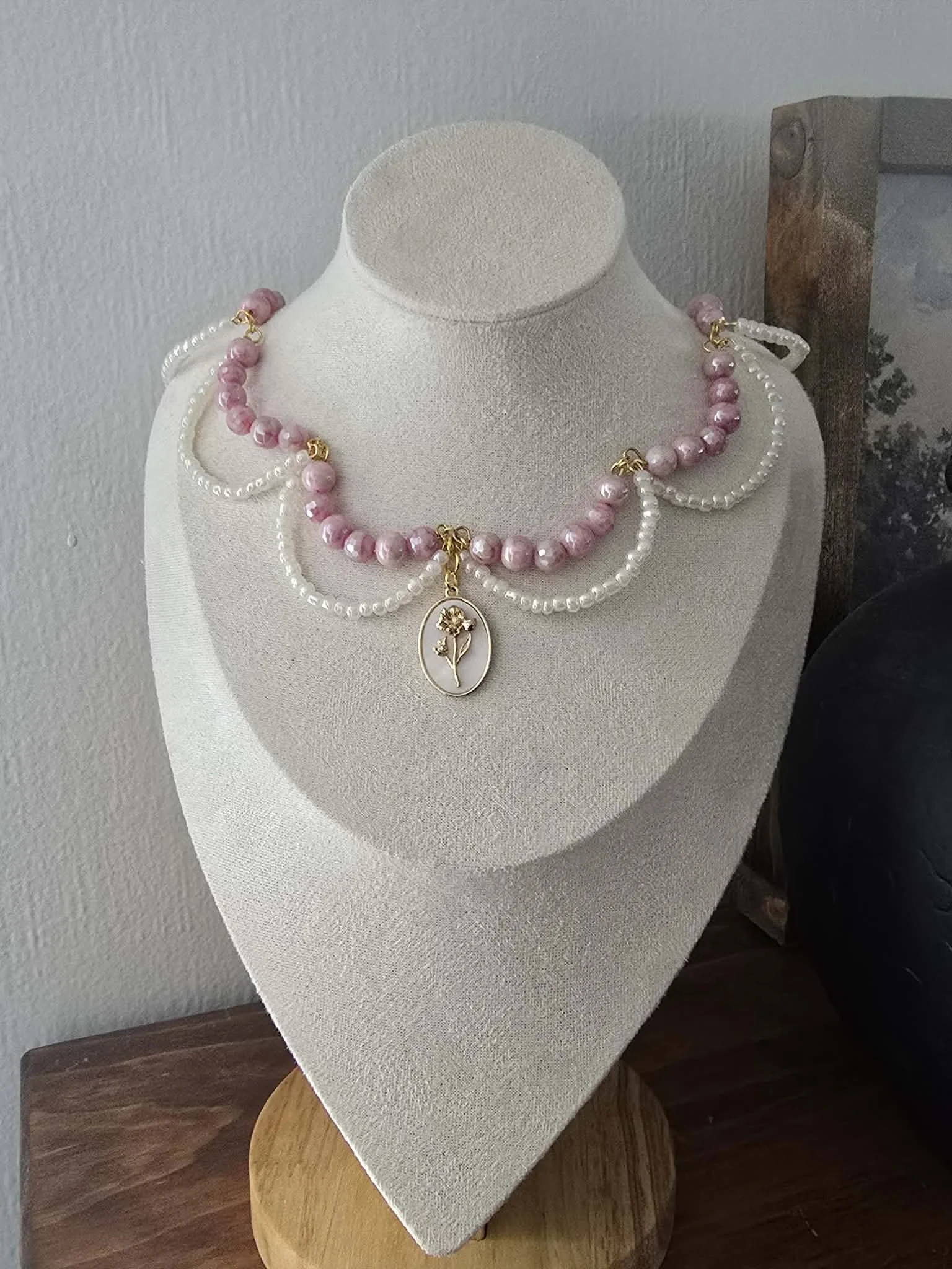 Pink Pearl Beaded Necklace with Floral Charm, Vintage Style Statement Necklace, Romantic Handmade Jewelry.