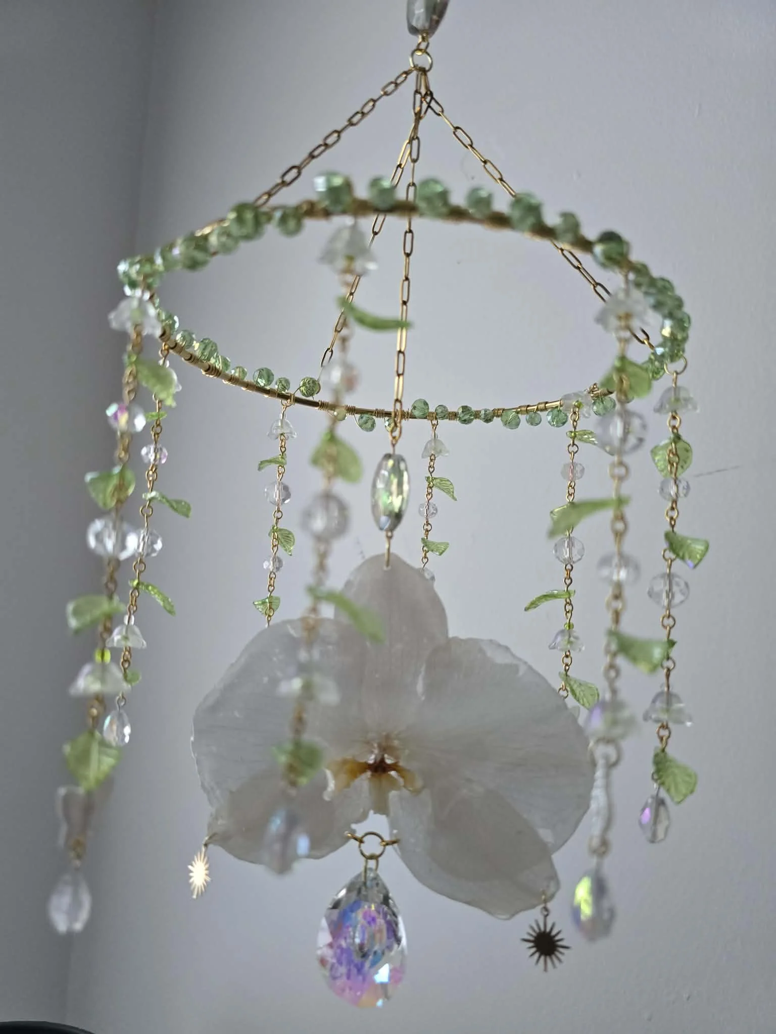 Floral Crystal Sun Catcher Mobile, natural Orchid Decoration, Green Beaded Fairycore Decor, Window Charm