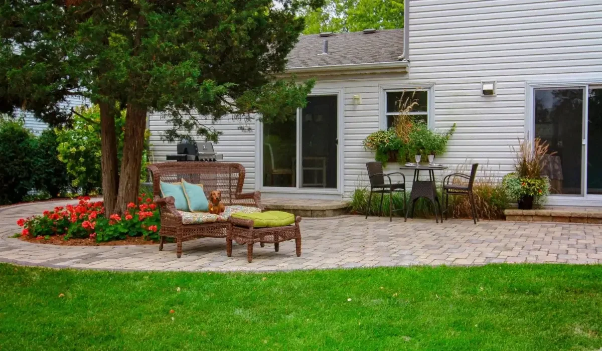 Why Fall Is the Right Time to Start Planning Next Year's Landscape Project