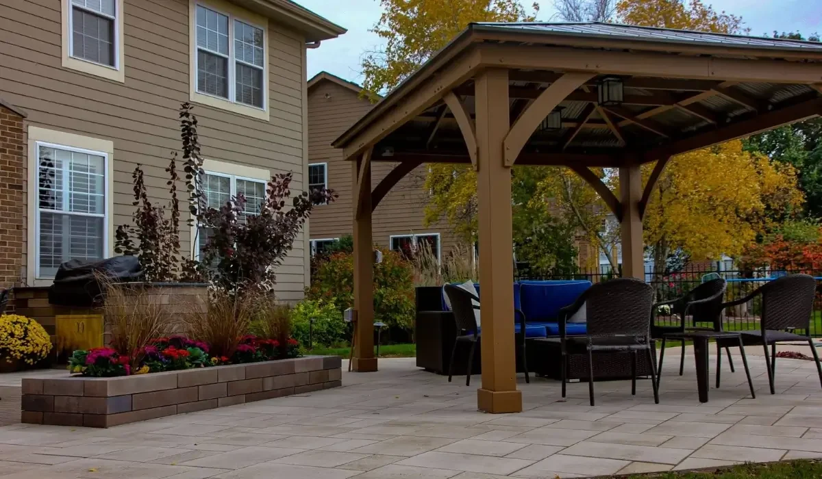 Pergolas, Gazebos, and Covered Structures: Choosing the Right Shade Solution for Your Outdoor Space