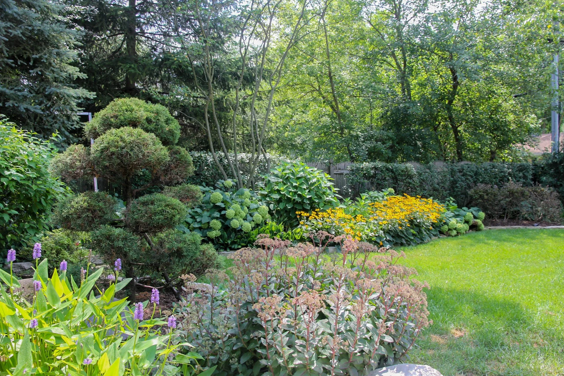 palos heights landscape bed 1.jpg