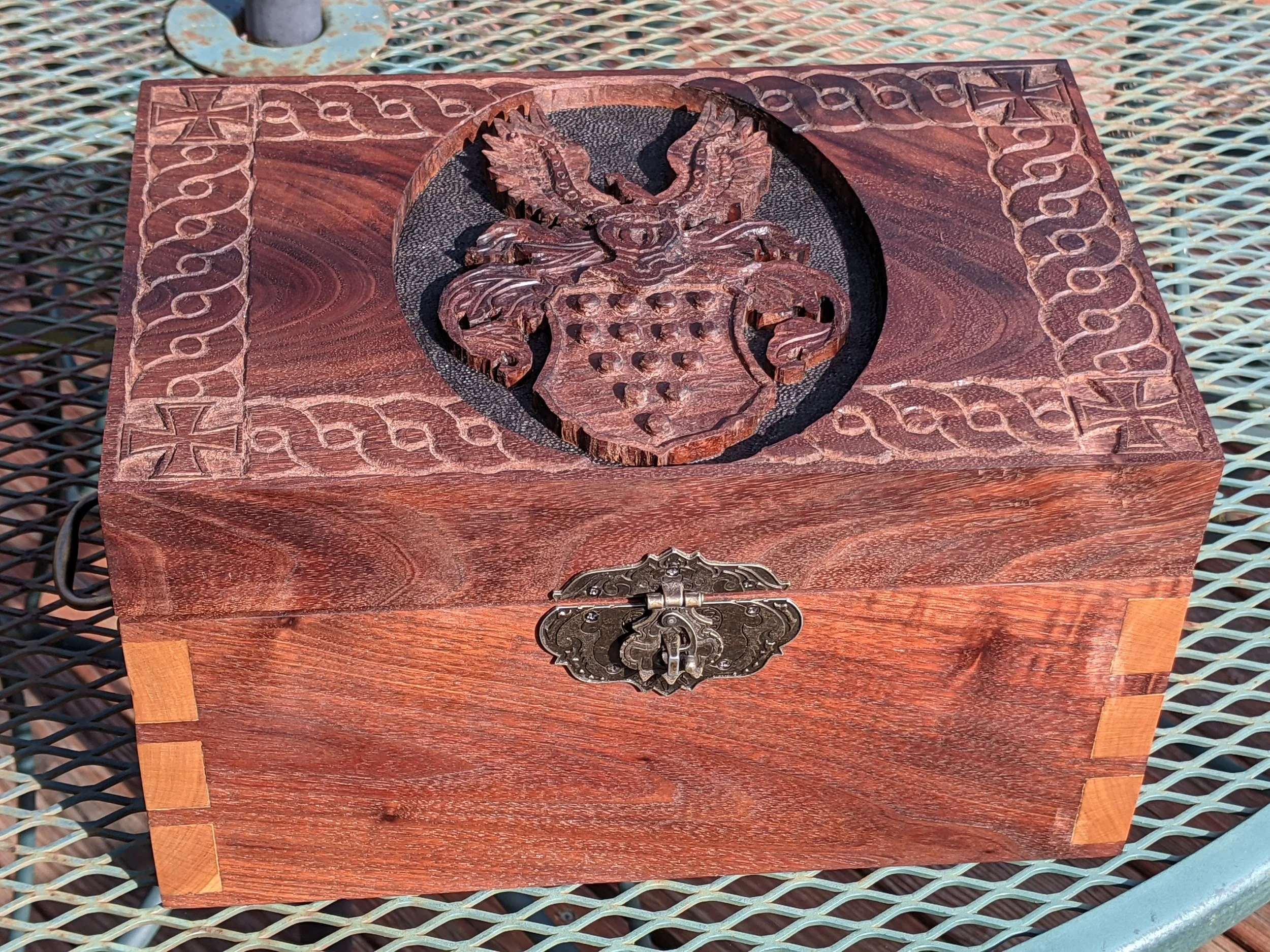 Wedding Box 01.jpg