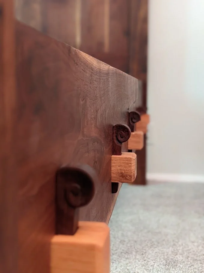 Bedframe 05.jpg