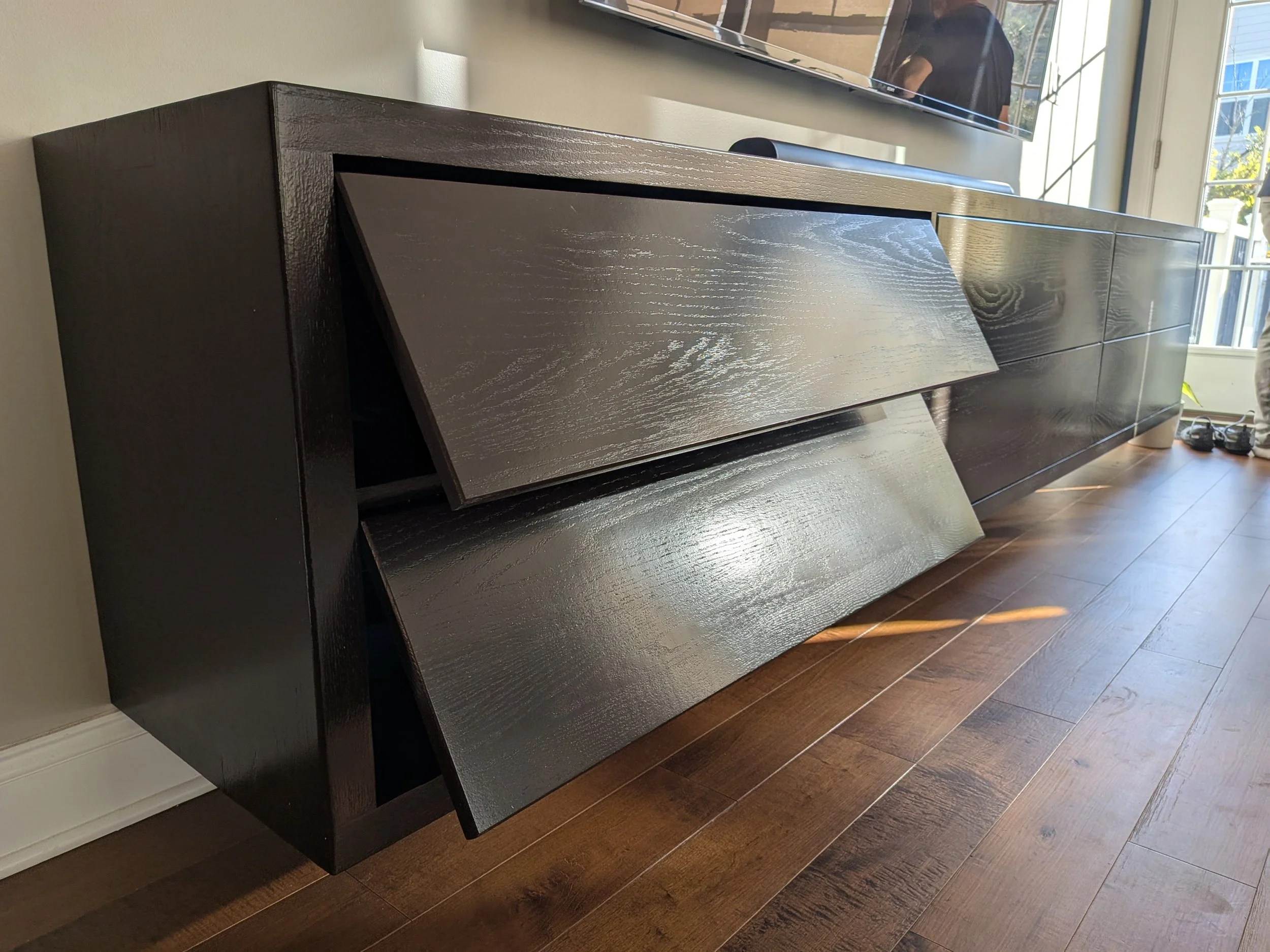Carls Cabinet (6).jpg