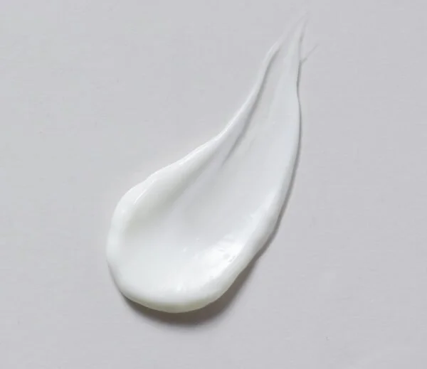 Pep_Moisturizer_Smear-600x519.jpg