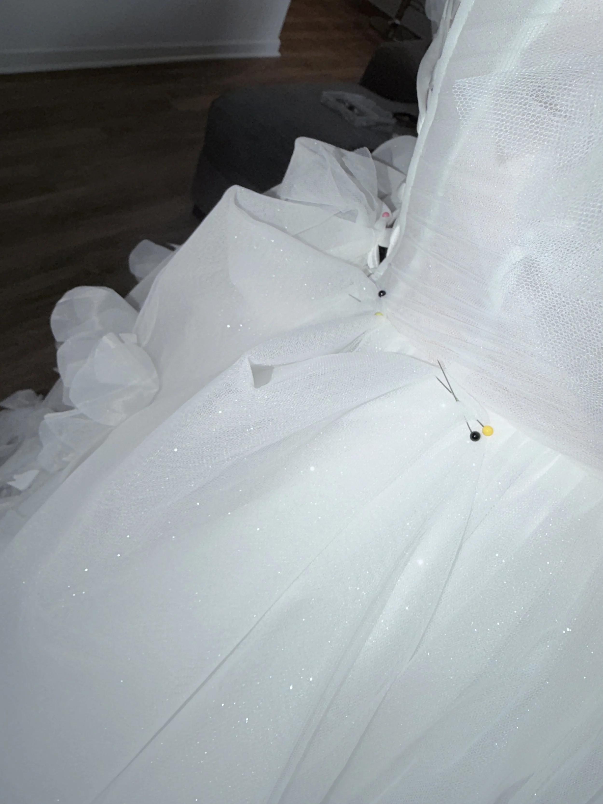 Side view of the bustle.