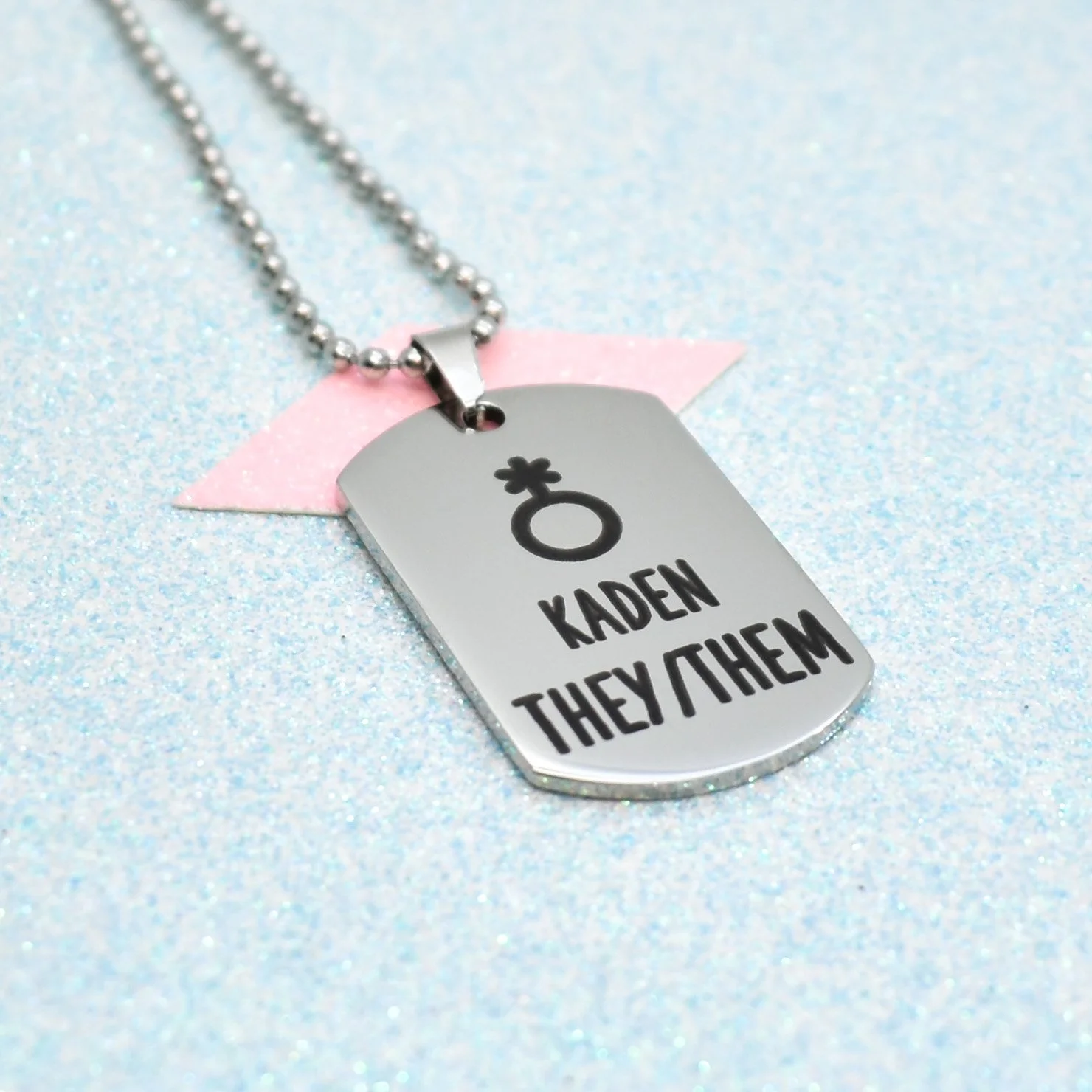 Non-binary pride pendant with personalised pronouns