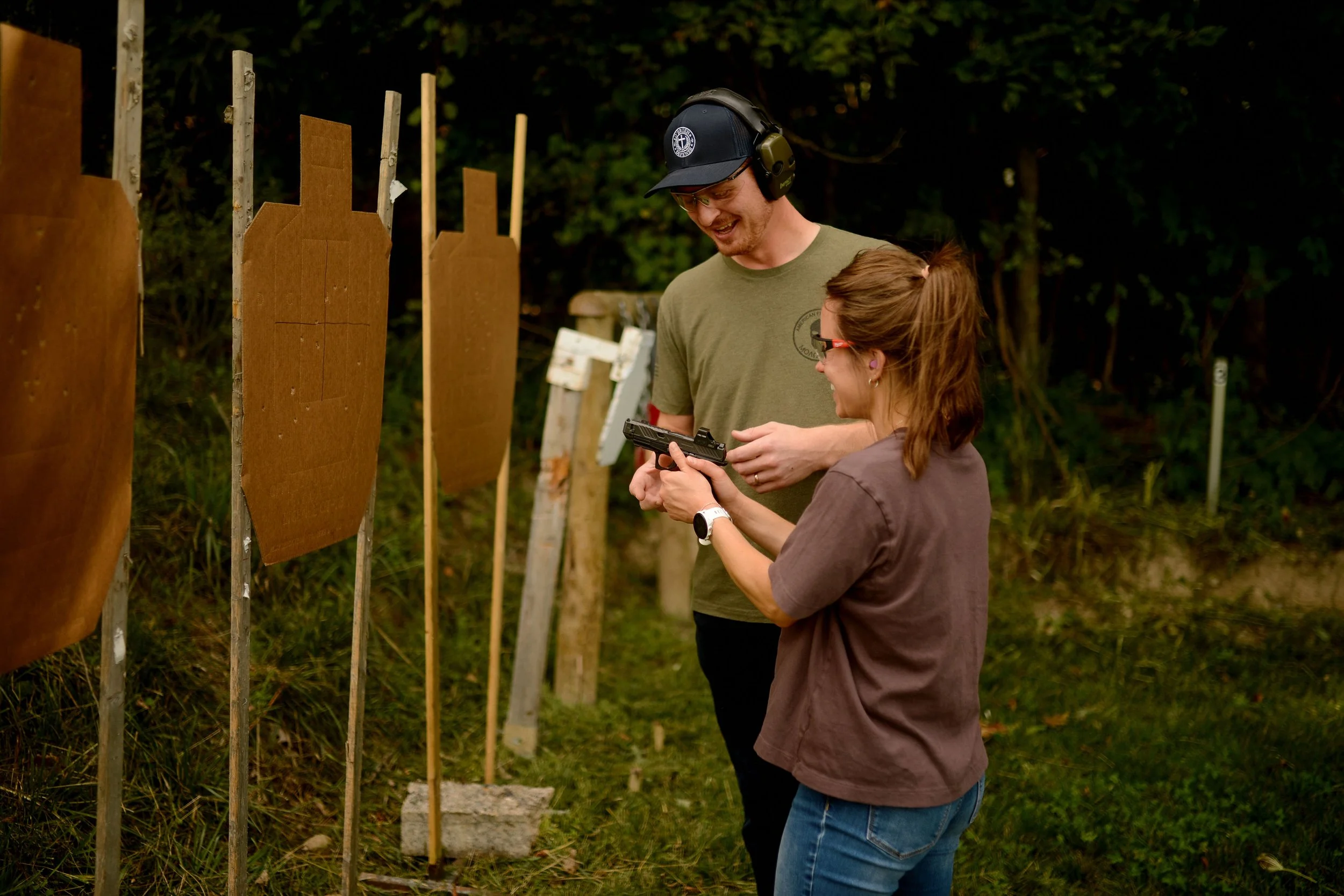 CPL instructor with female student