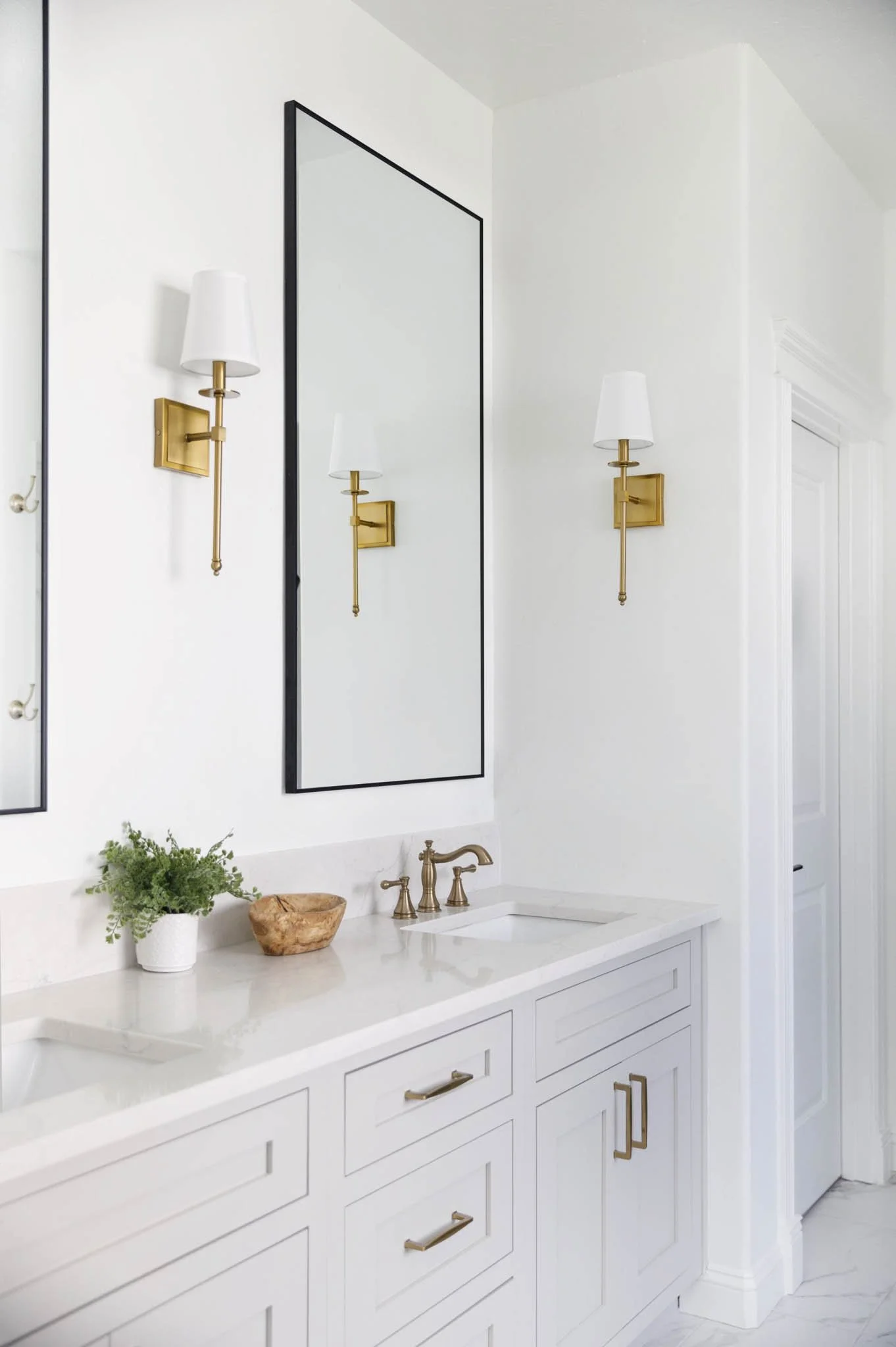 WeThreeDesign_MeridianProject_AllisonCoronaPhoto_141-scaled.jpg