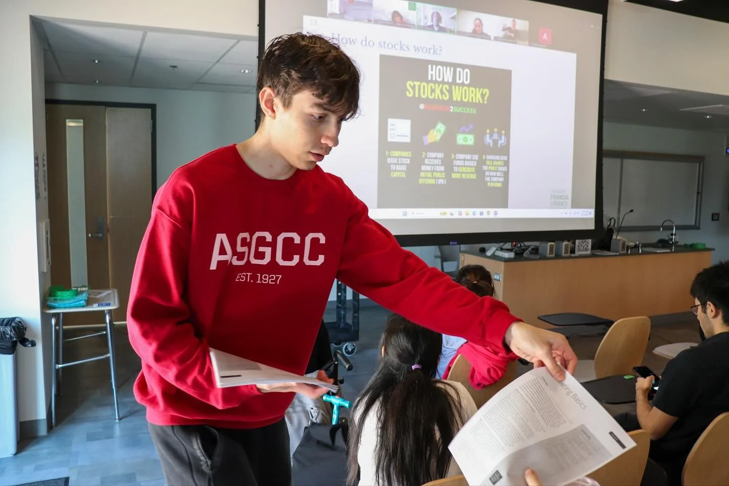 Thank you for joining us at our second in-person Financial Literacy workshop: Getting Started with Investing 📈