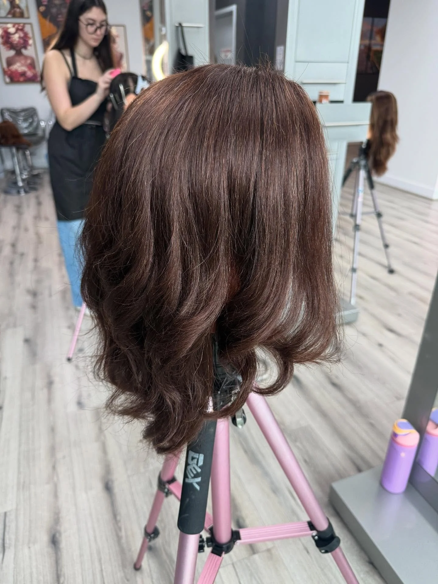 90° parallel cut photo results!
#hair #hairstylist #virginia #beauty #cosmetologystudent #staffordvahairstylist #hairstyle #staffordvahairstylist #staffordva #student #haircut #90degreehaircut #cosmetologyschool #vlog#haircutting #hairstyling #s