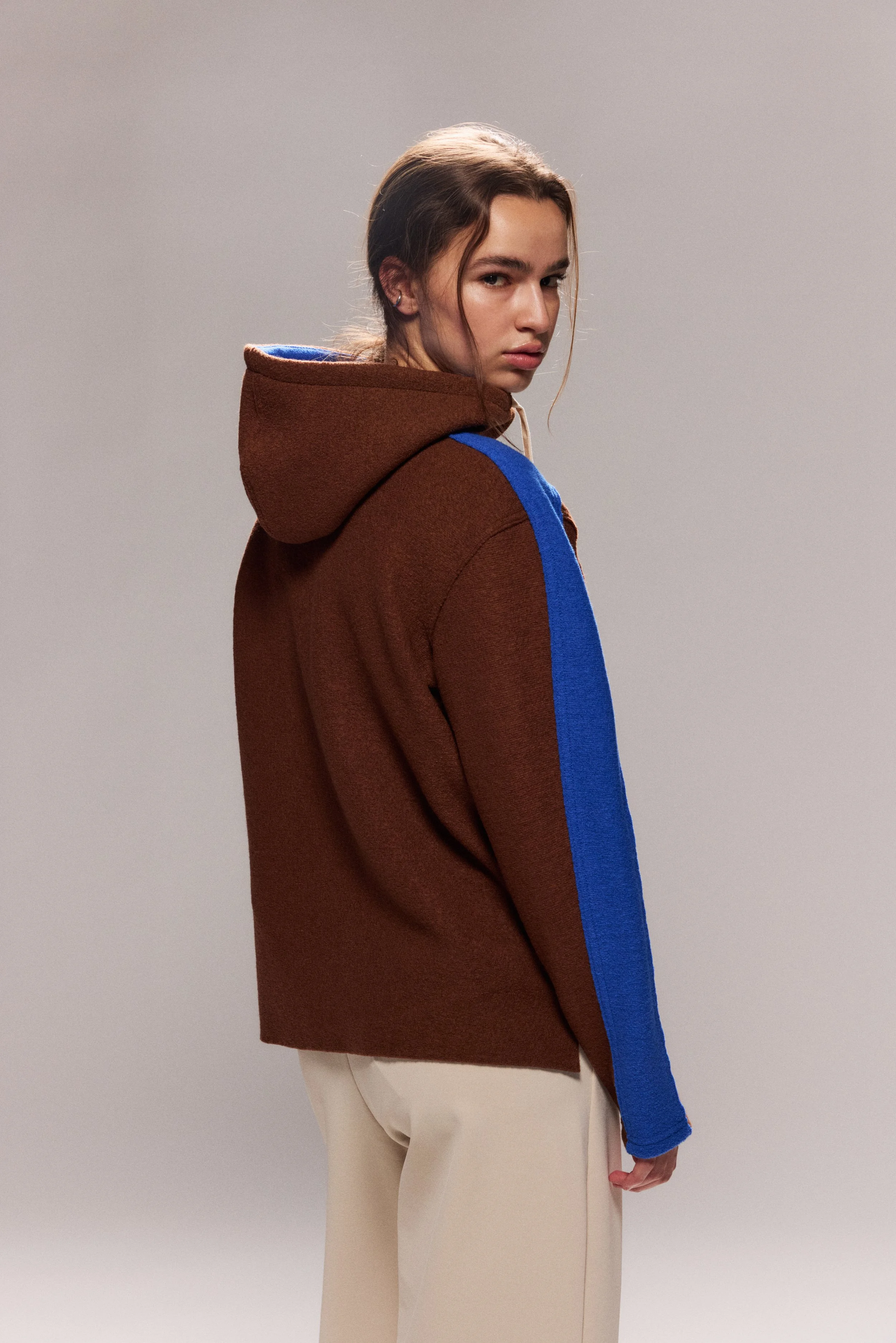 Mise en Scene Merino Pullover Hoody - Earth & Cobalt 3.jpg