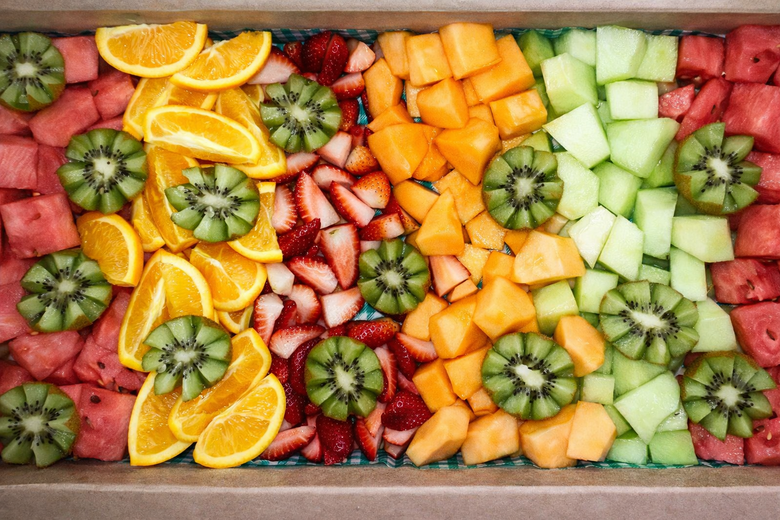 Lovett & Co Catering _ Fruit Box 2.png