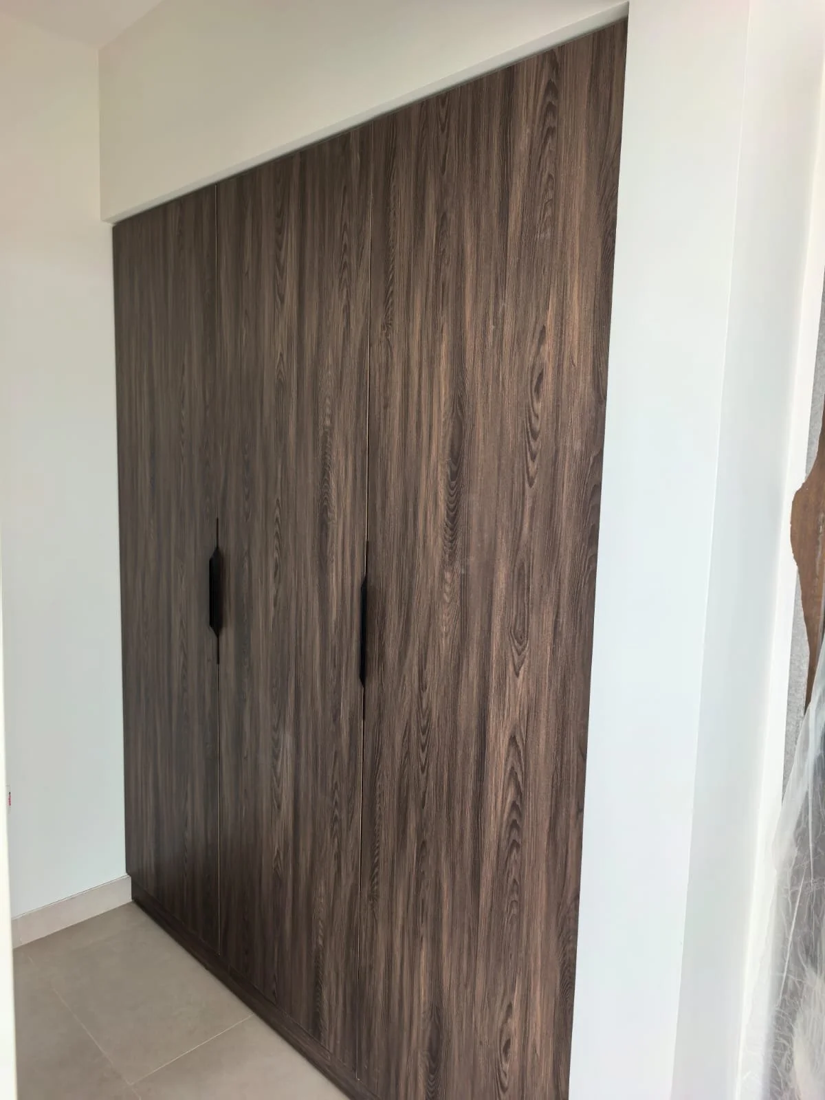 Built in wardrobe closet furniture. Residences Oman Duqm Rent Sale  Bedrooms Freehold Freehold