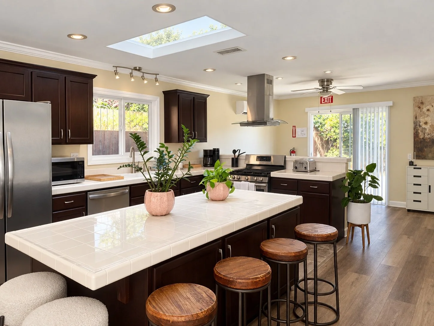Kitchen at Salterra OC Detox & Treatment’s residential rehab in Dana Point, California.