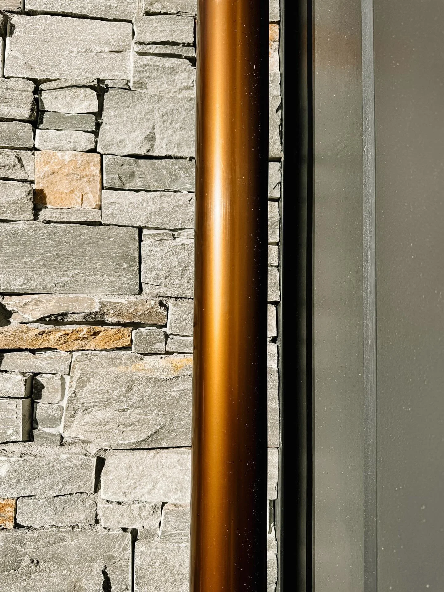 Bringing materials together with seamless precision. The exterior of our completed Tasman View Road project, head to our website to see more.