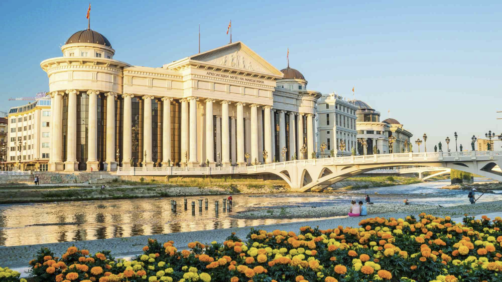 Shuttle taxi North Macedonia - transfers and tours in North Macedonia