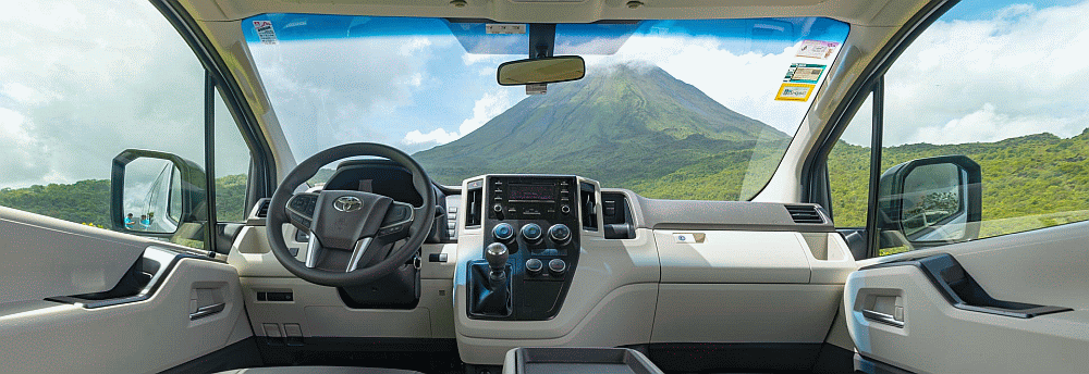 Jacamar Naturalist Tours