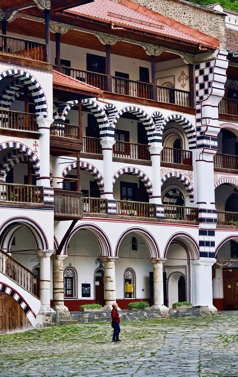 Explore Bulgaria (ShuttlesA2B)