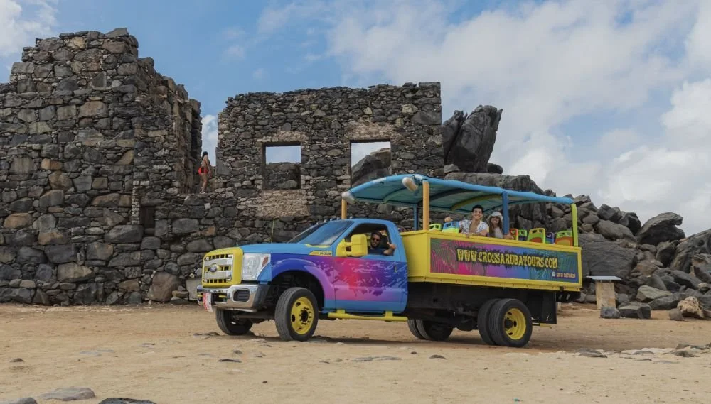 Cross Aruba Tours
