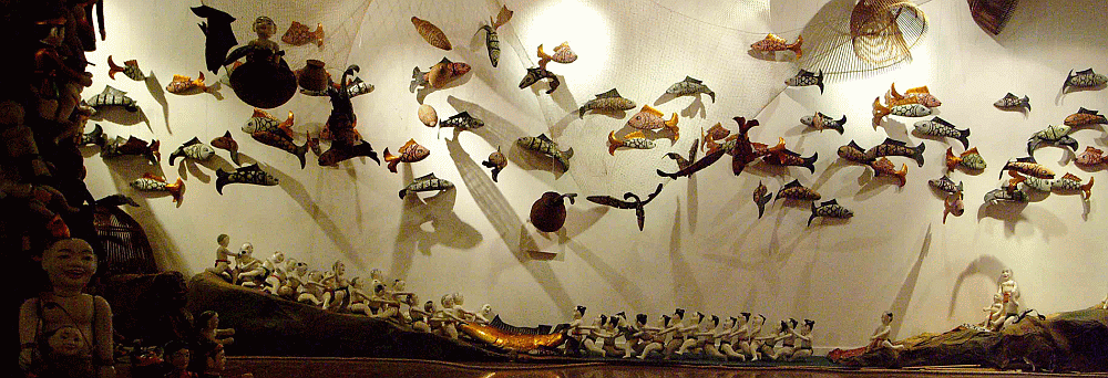 Thang Long Water Puppet thanglongwaterpuppet.com  Hanoi, Vietnam.gif