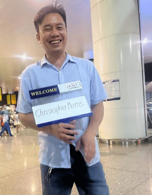 Hanoi private car transfer service 6.gif